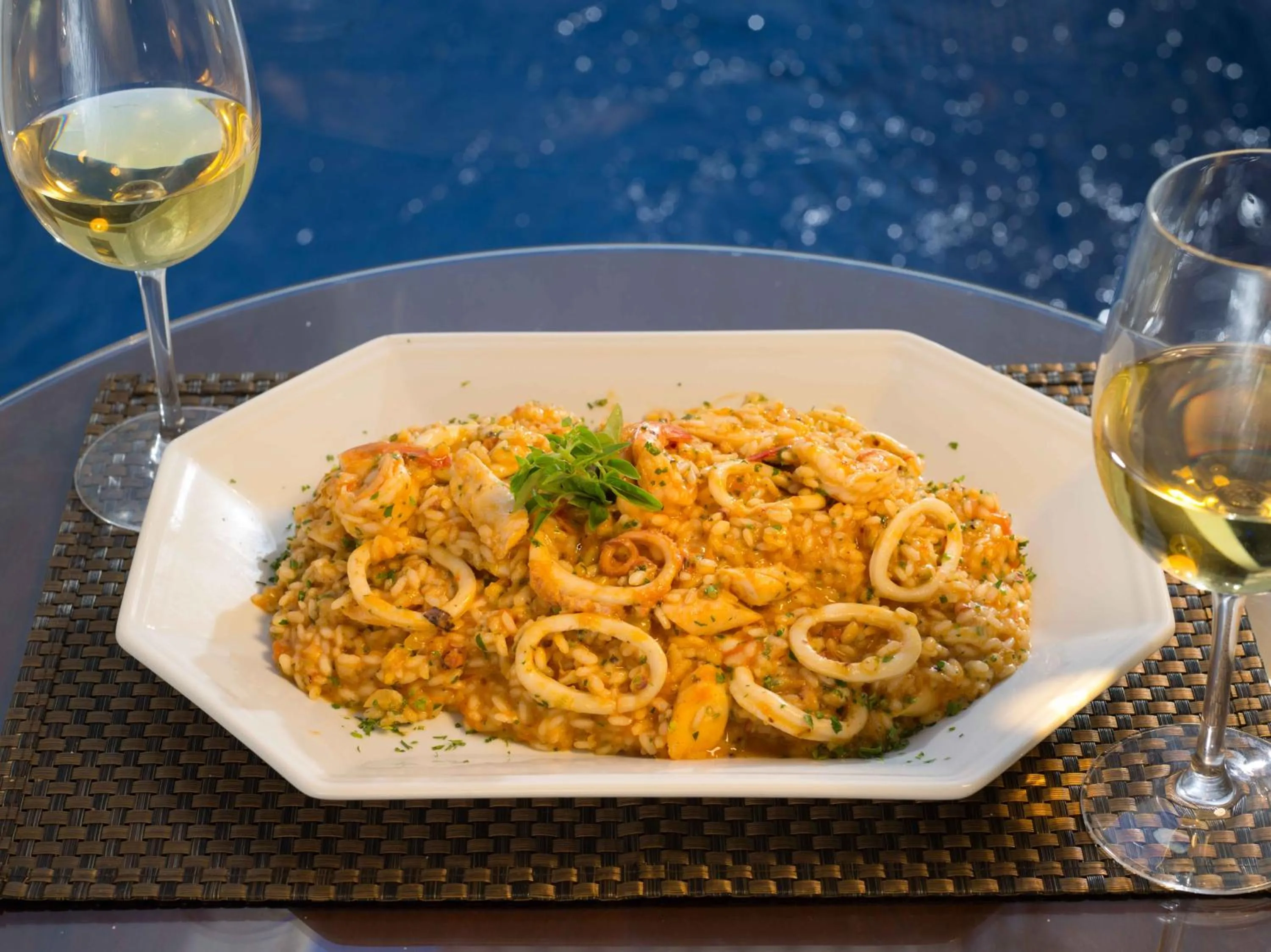 Food and drinks in Corinto Hotel