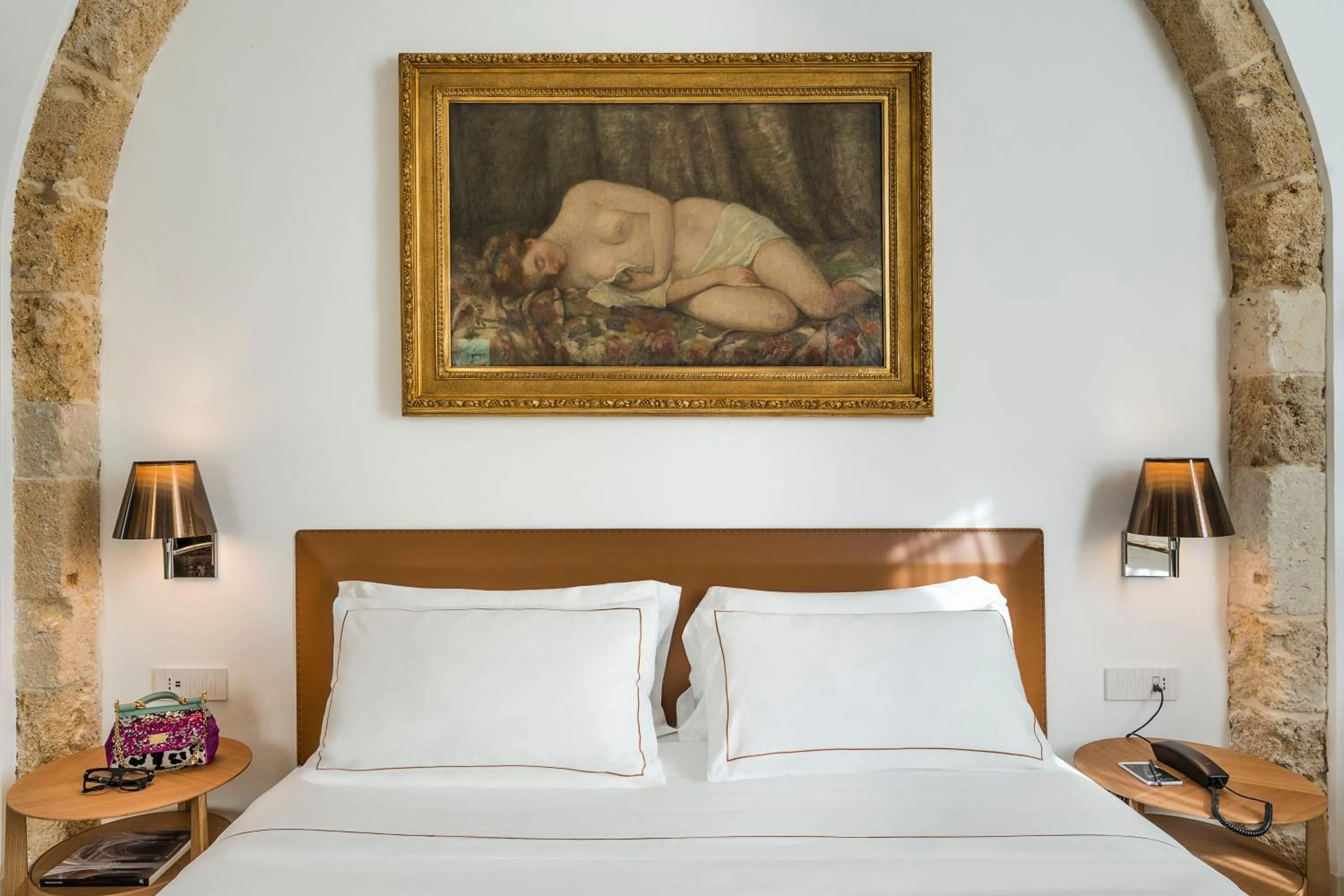 Decorative detail, Bed in Maniace Boutique Hotel Ortigia - UNA Esperienze