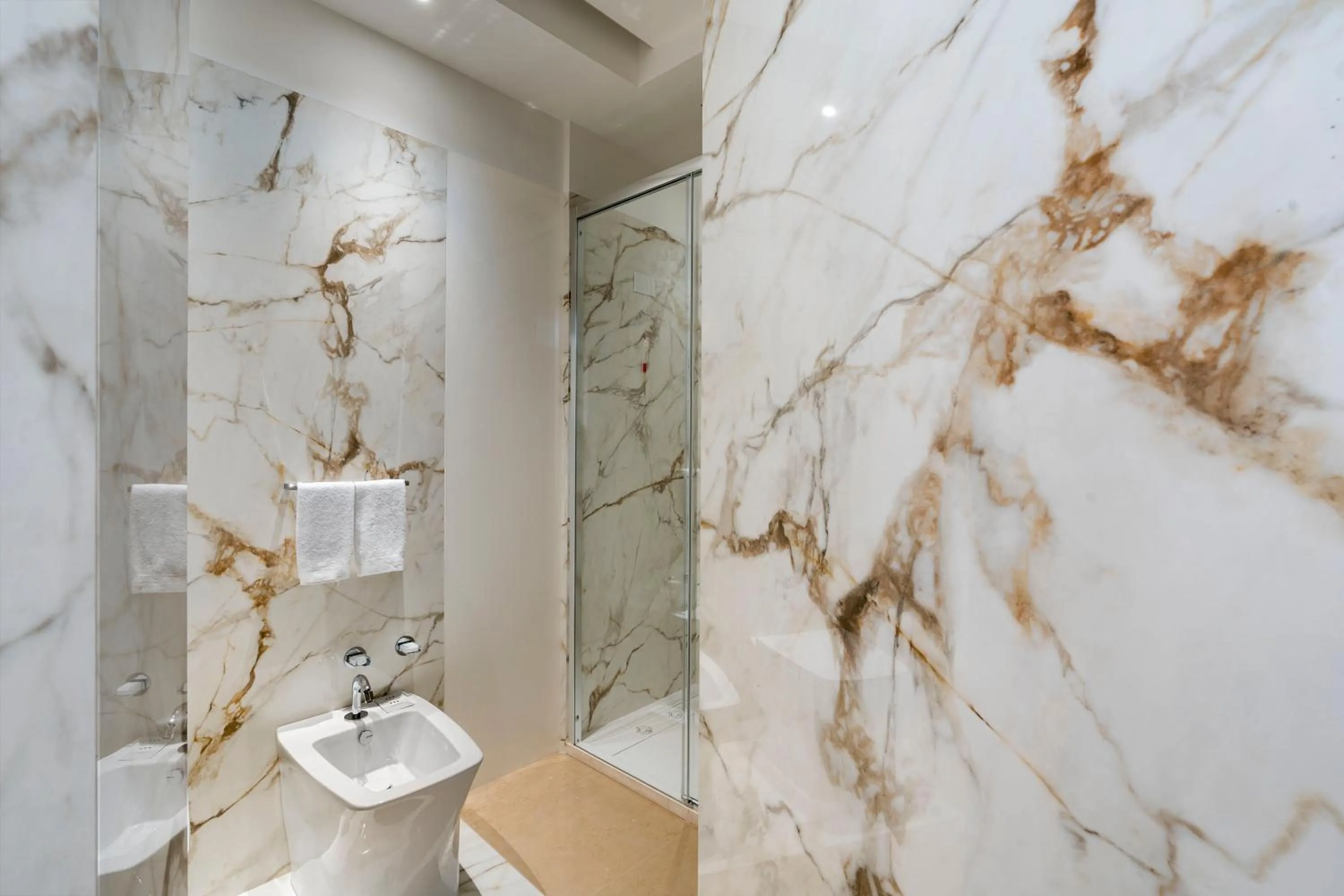 Shower in Maniace Boutique Hotel Ortigia - UNA Esperienze