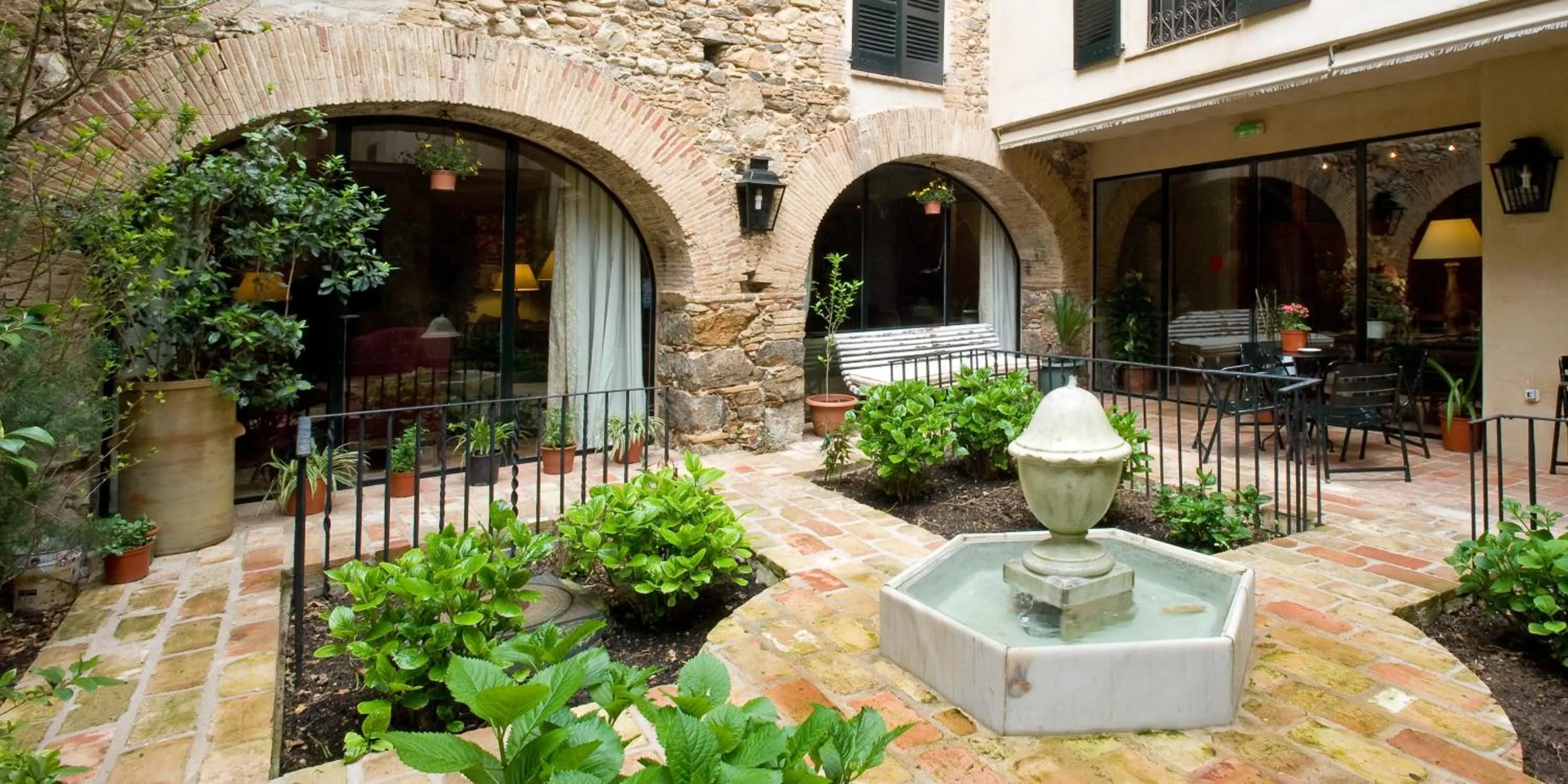 Garden in Hotel de La Font Peralada