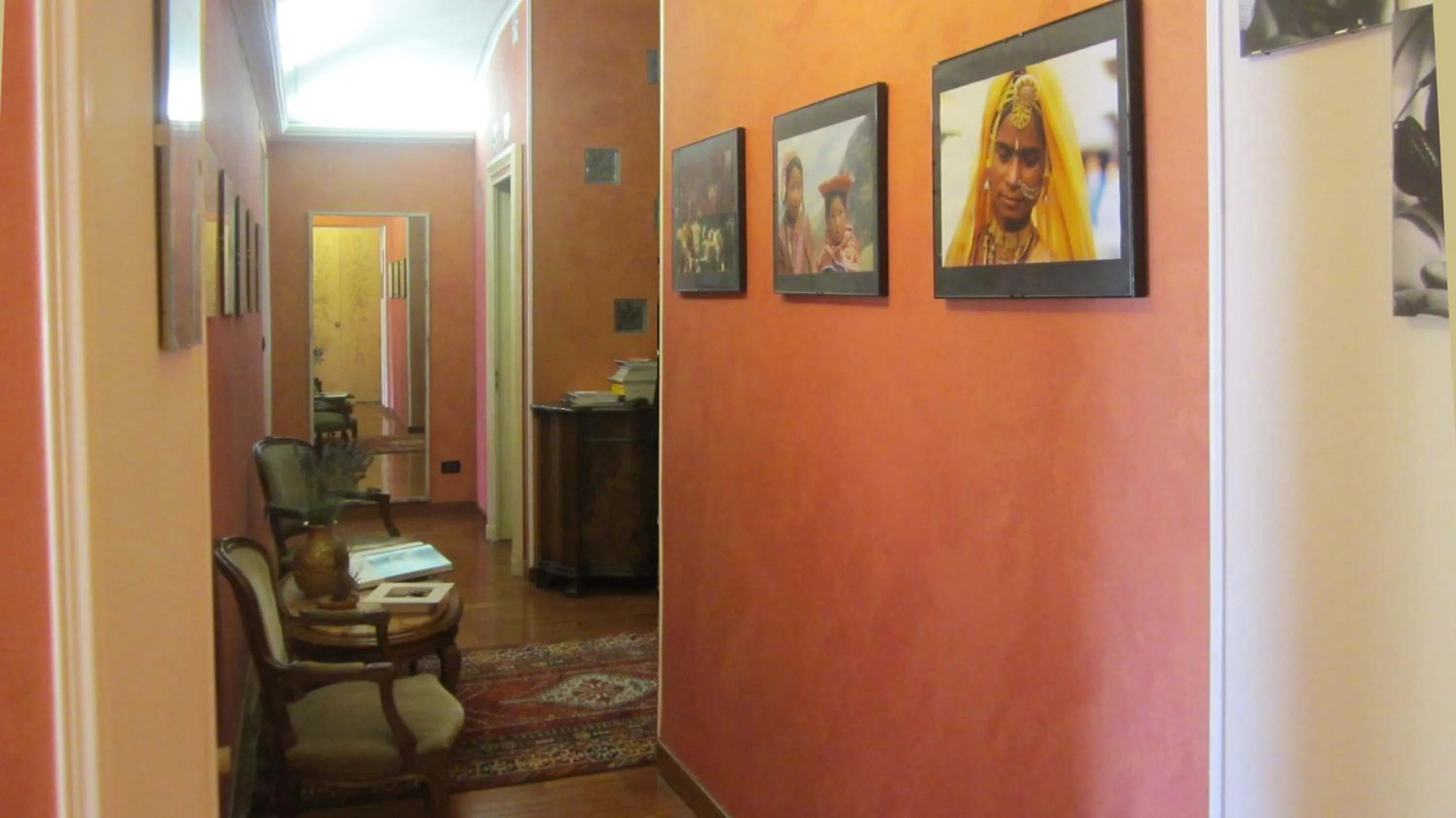 Decorative detail in San Quintino B&B