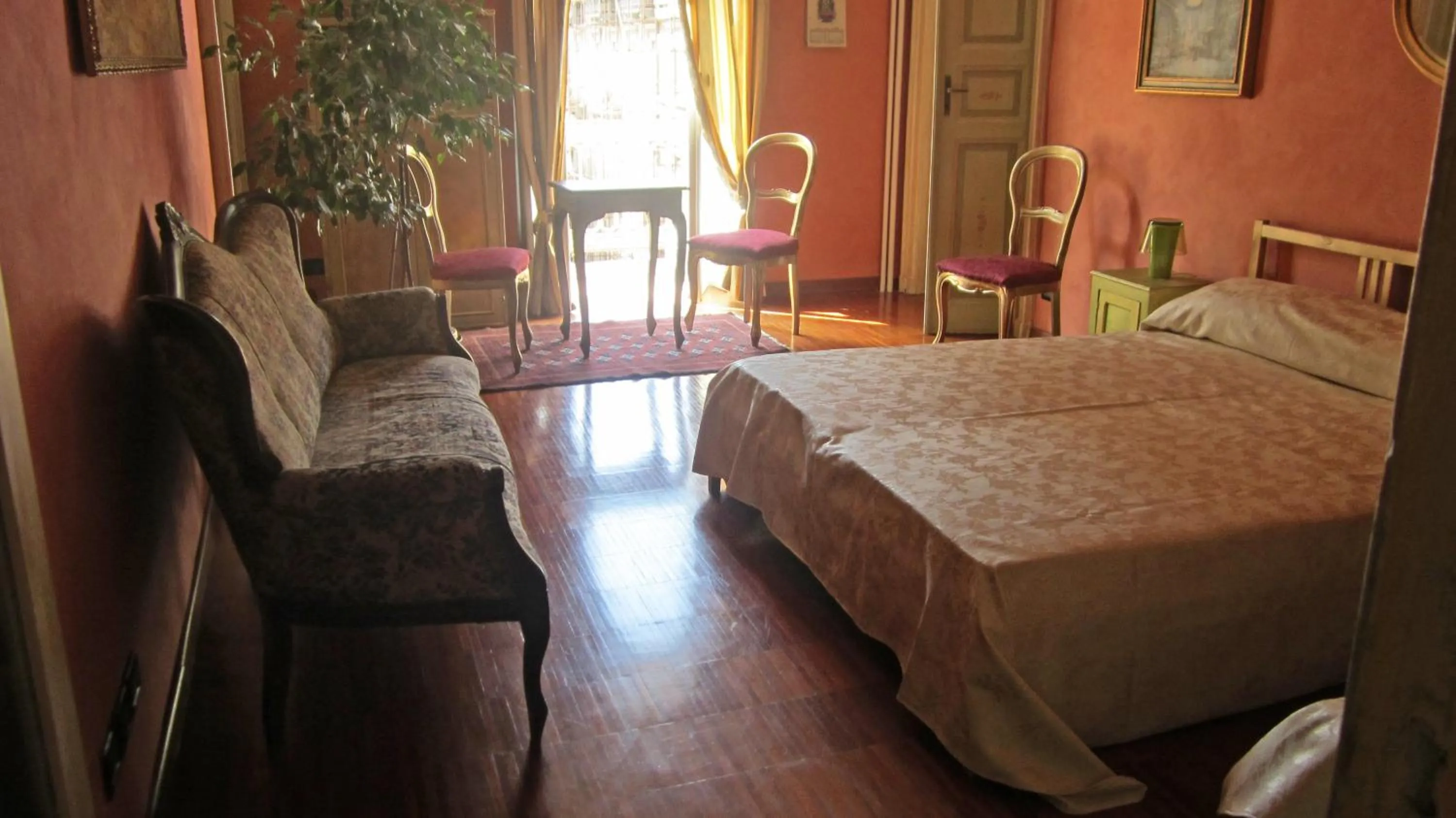 Photo of the whole room, Bed in San Quintino B&B