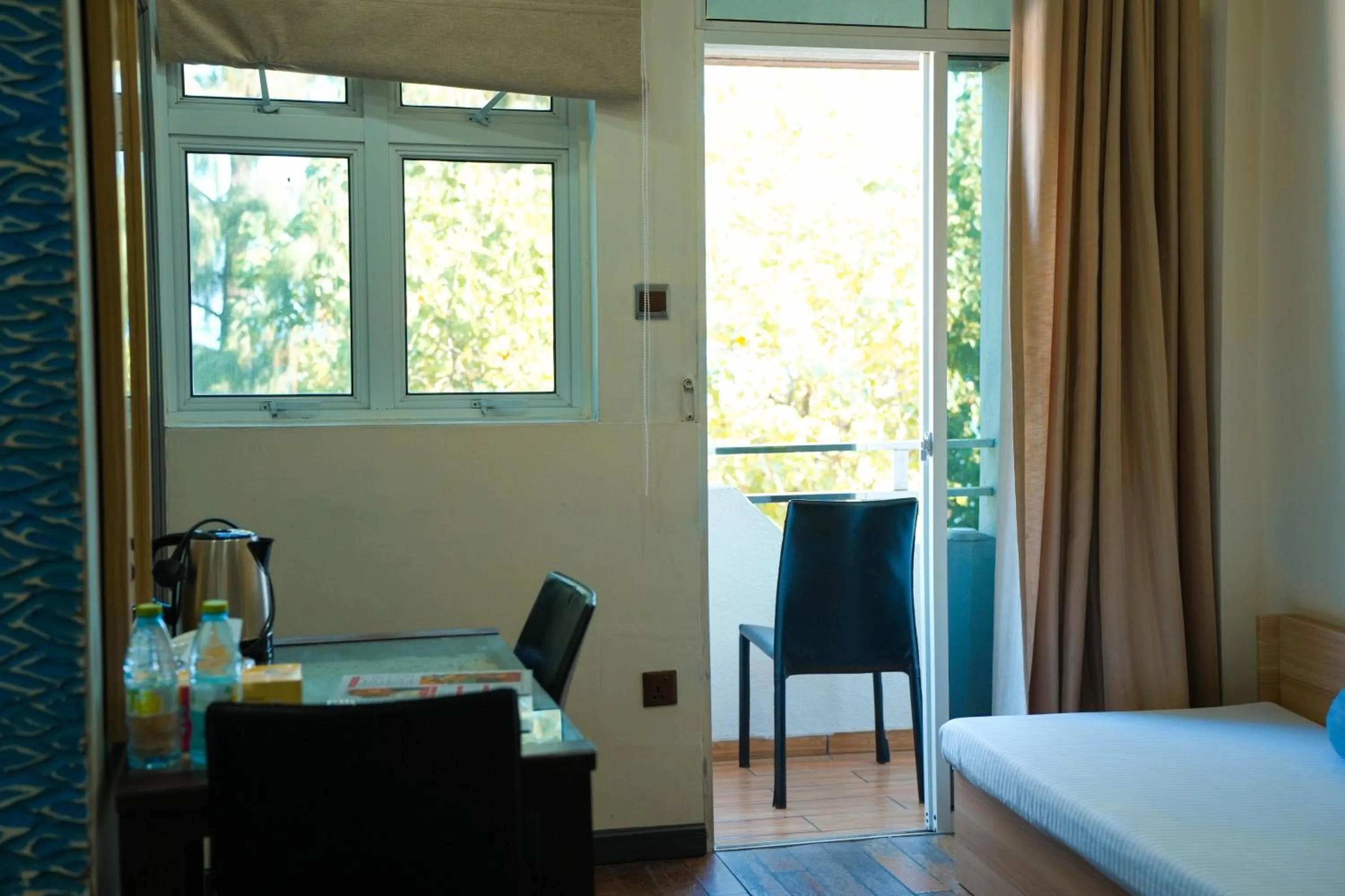 Bed in Ripple Beach Inn