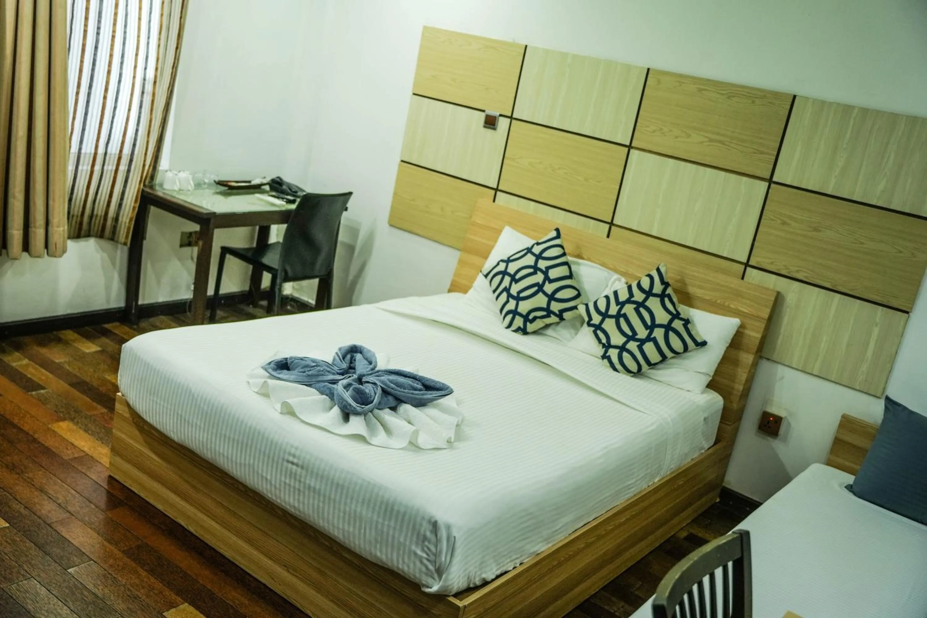 Bed in Ripple Beach Inn