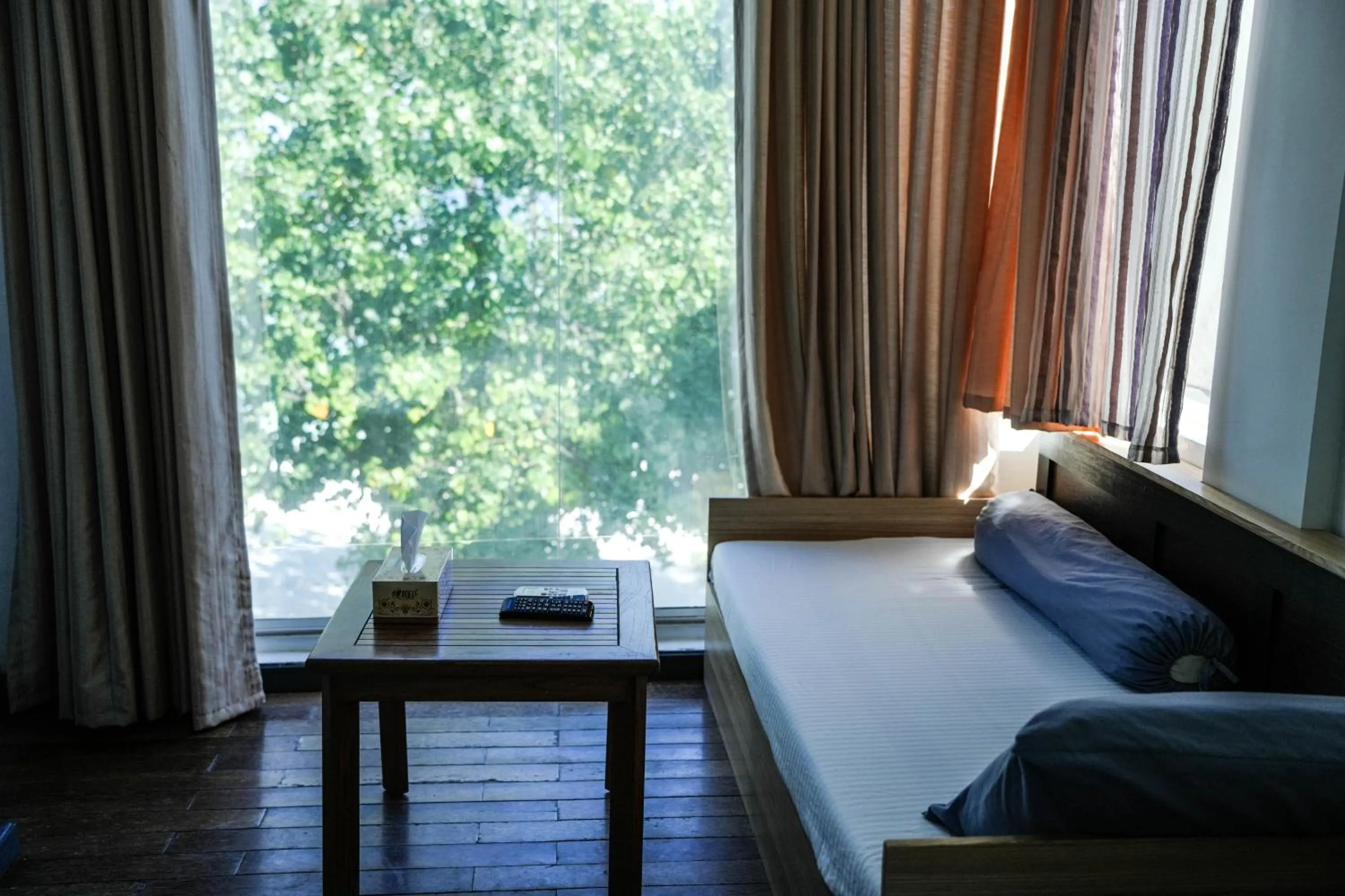 Bed in Ripple Beach Inn