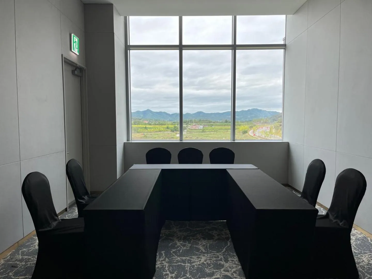 Business facilities in Stanford hotel Andong