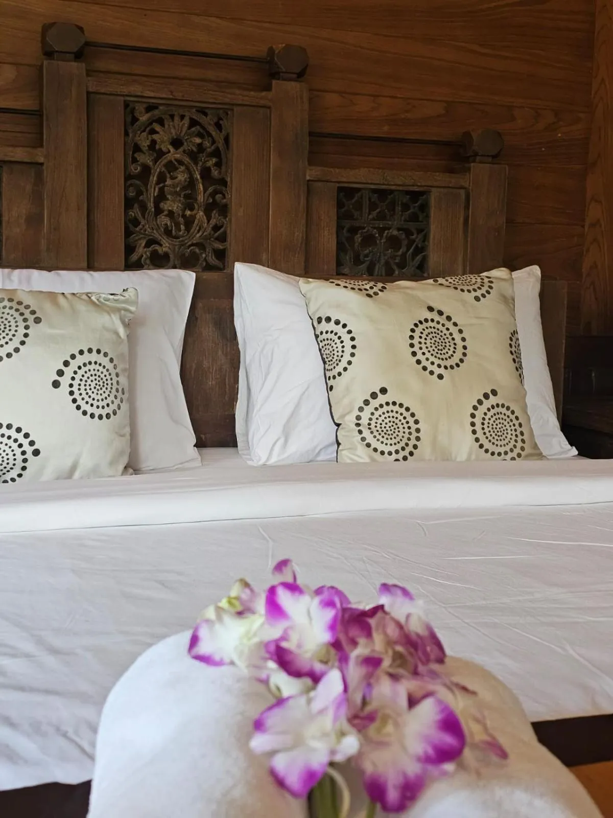 Bed in Insda Wellness Resort