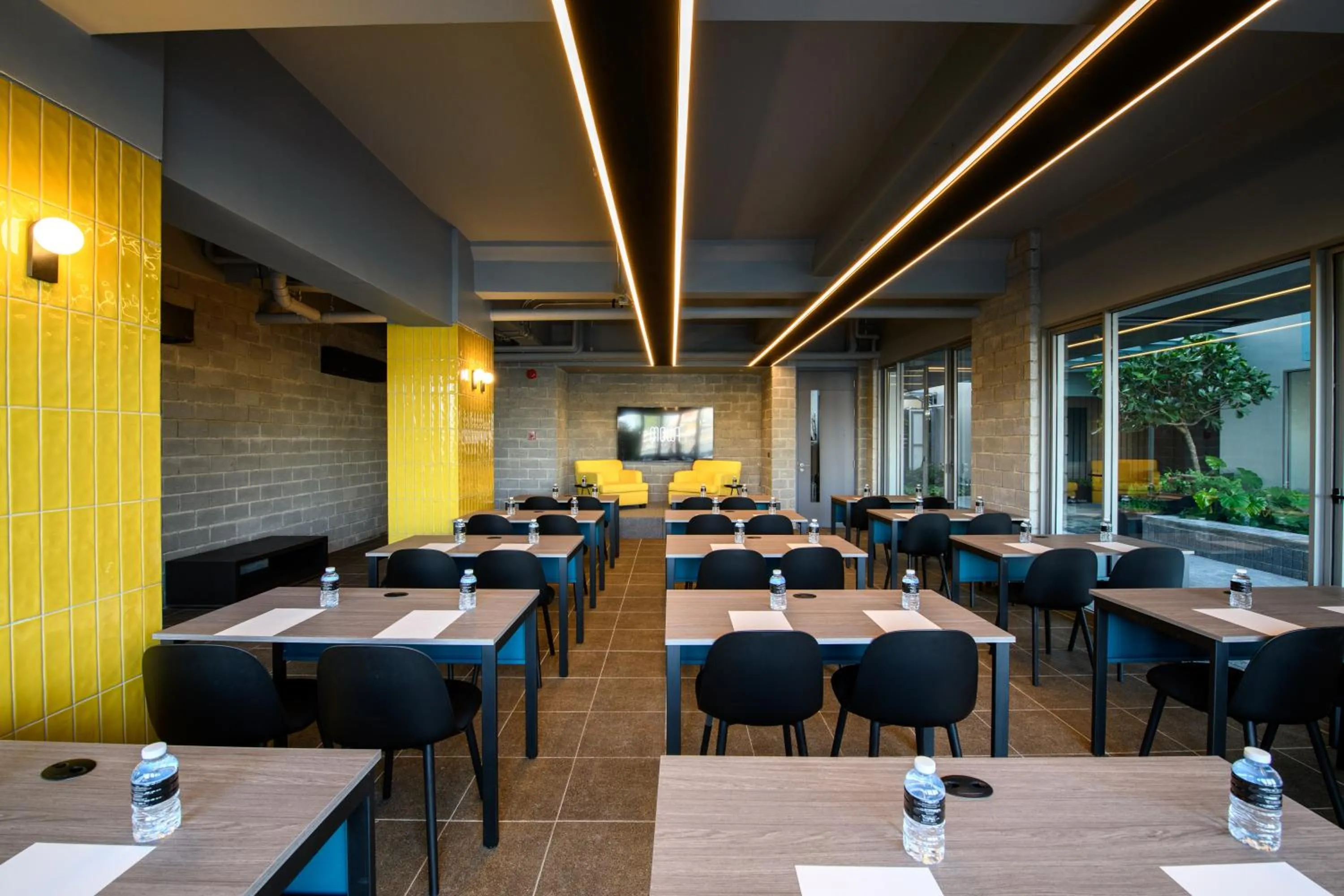 Meeting/conference room in Mowa Bangkok