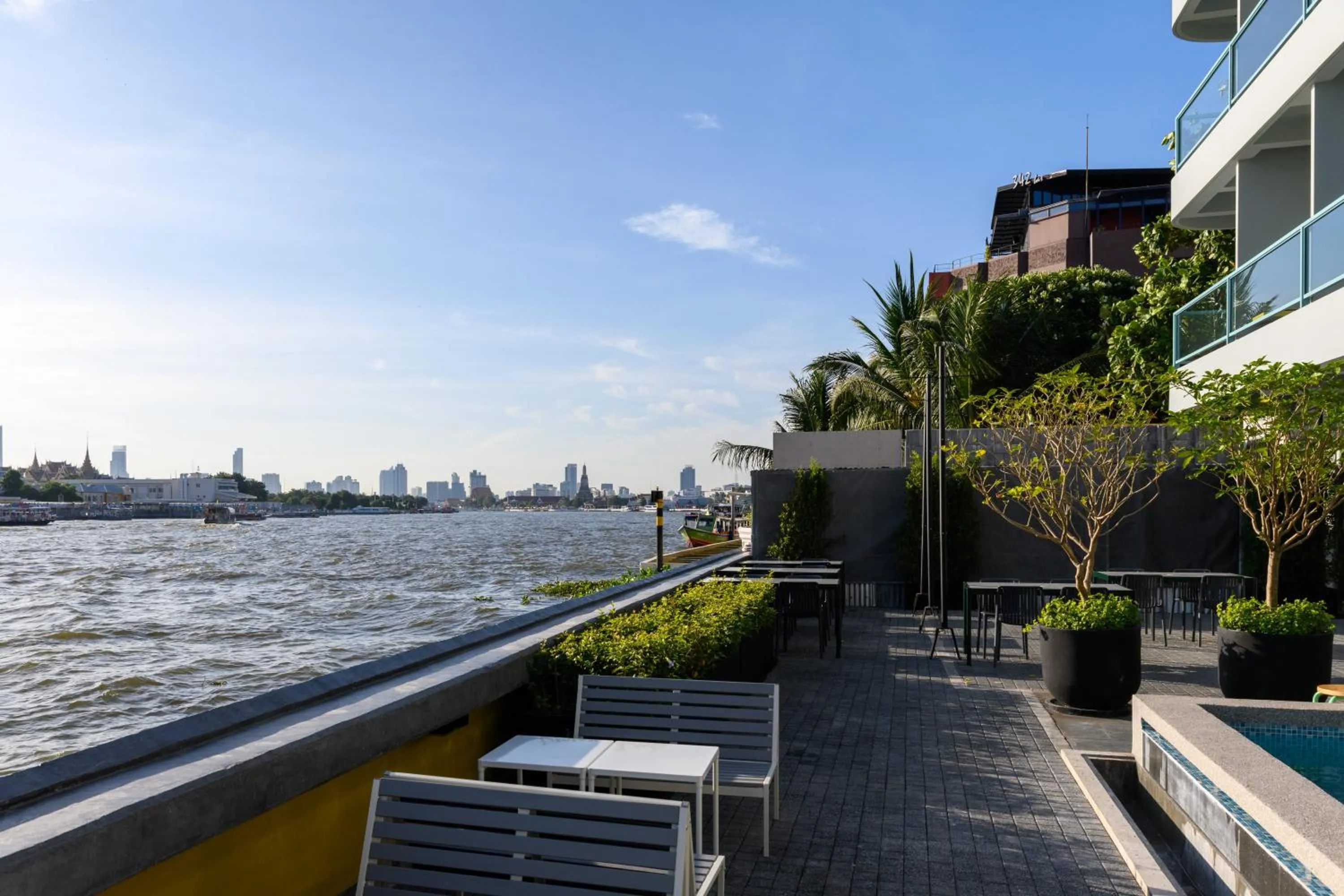 River view in Mowa Bangkok