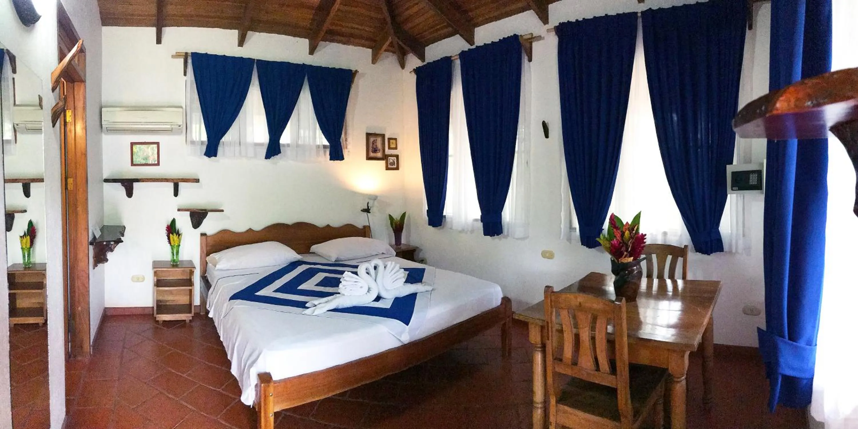 Bed in Hotel de Campo Caño Negro