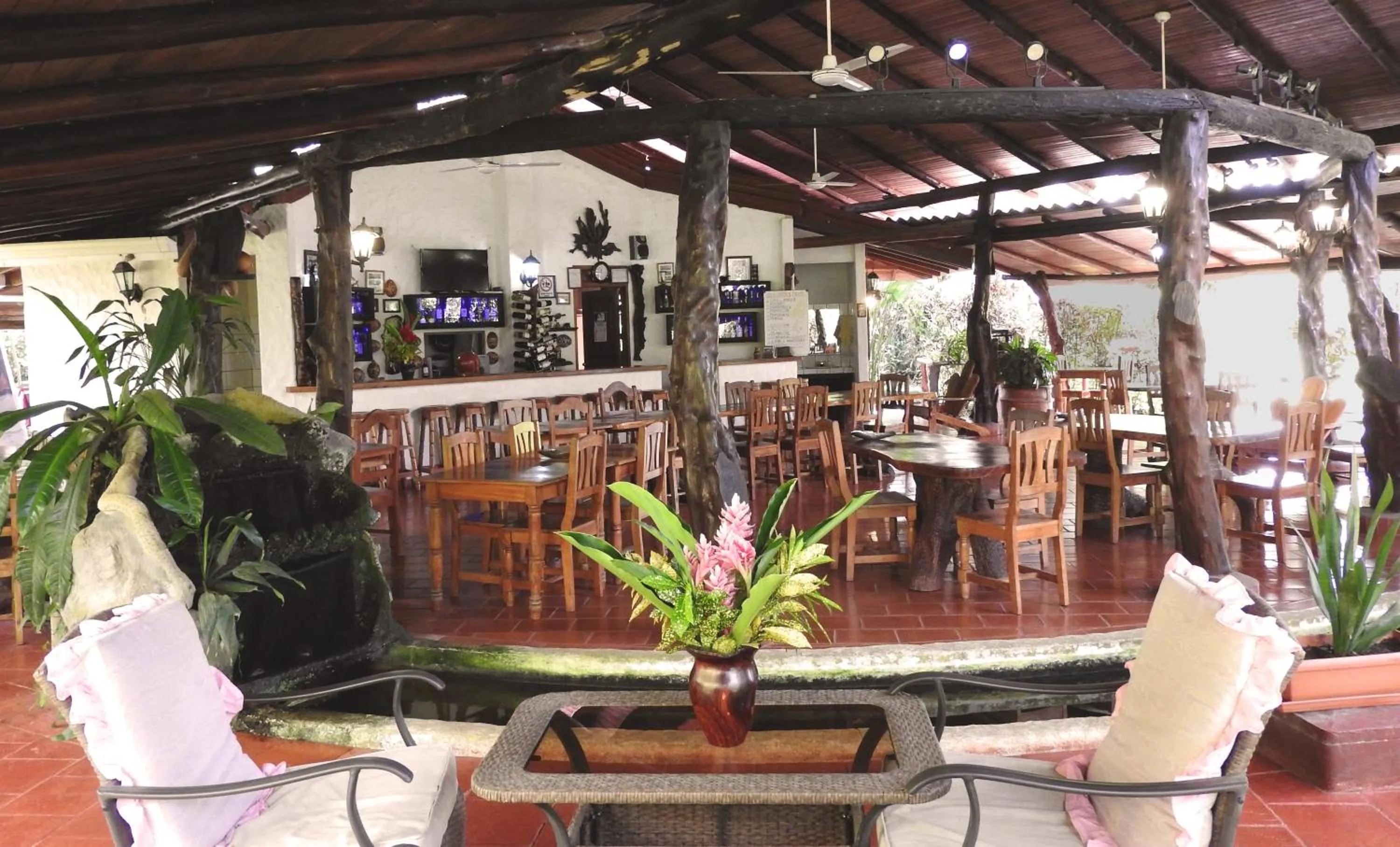 Restaurant/places to eat in Hotel de Campo Caño Negro