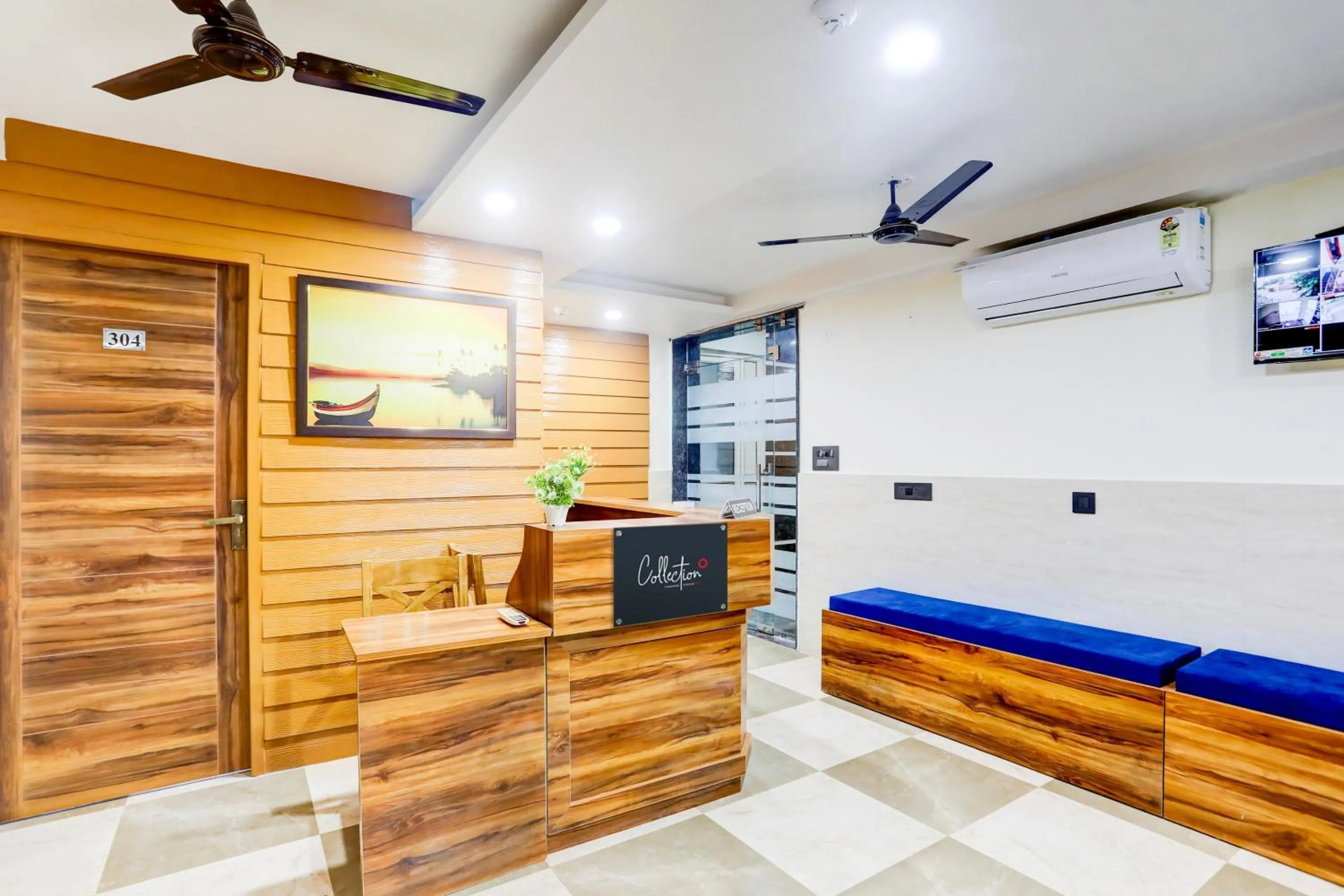 Lobby or reception in Collection O Elite