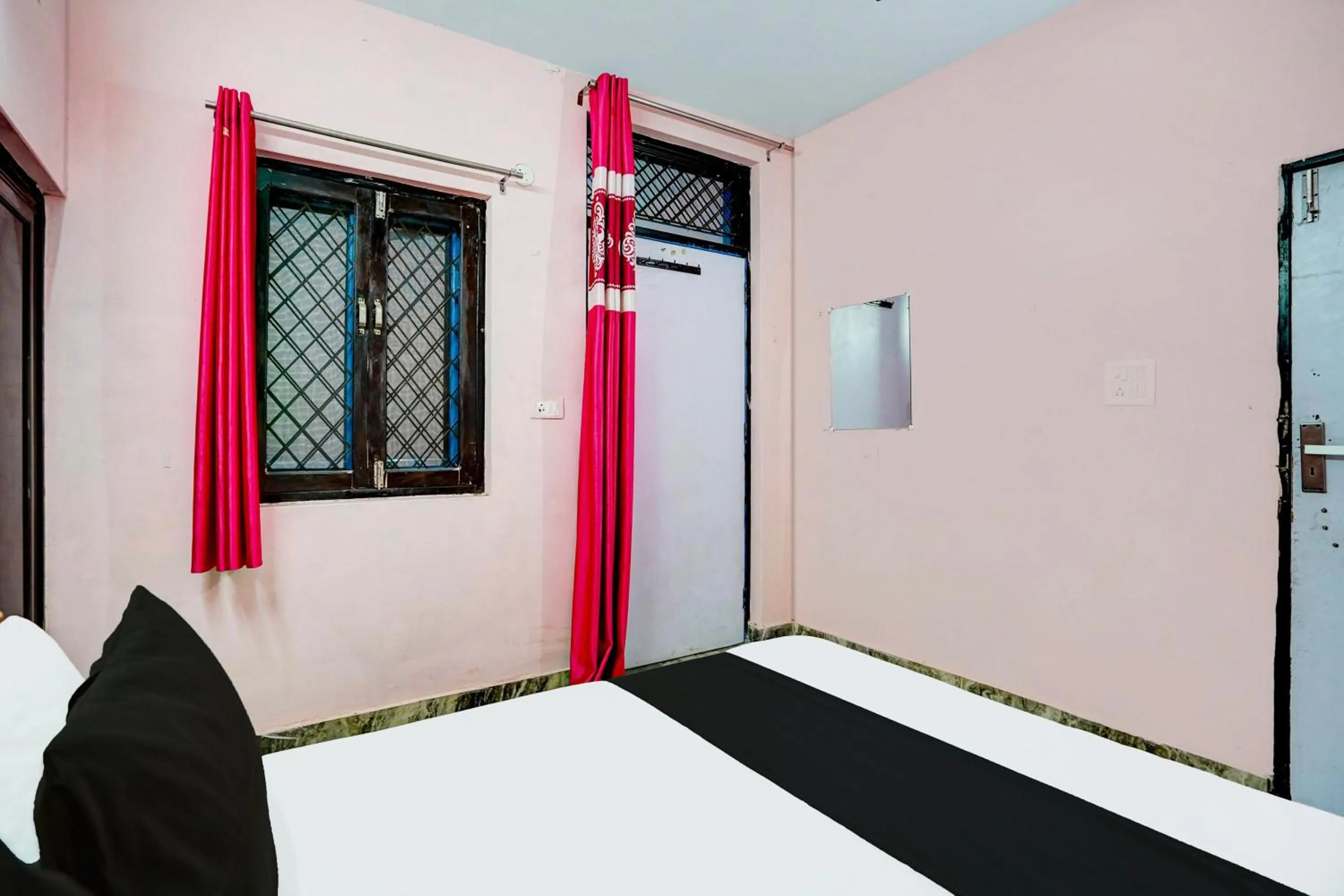Hotel O Gautam
