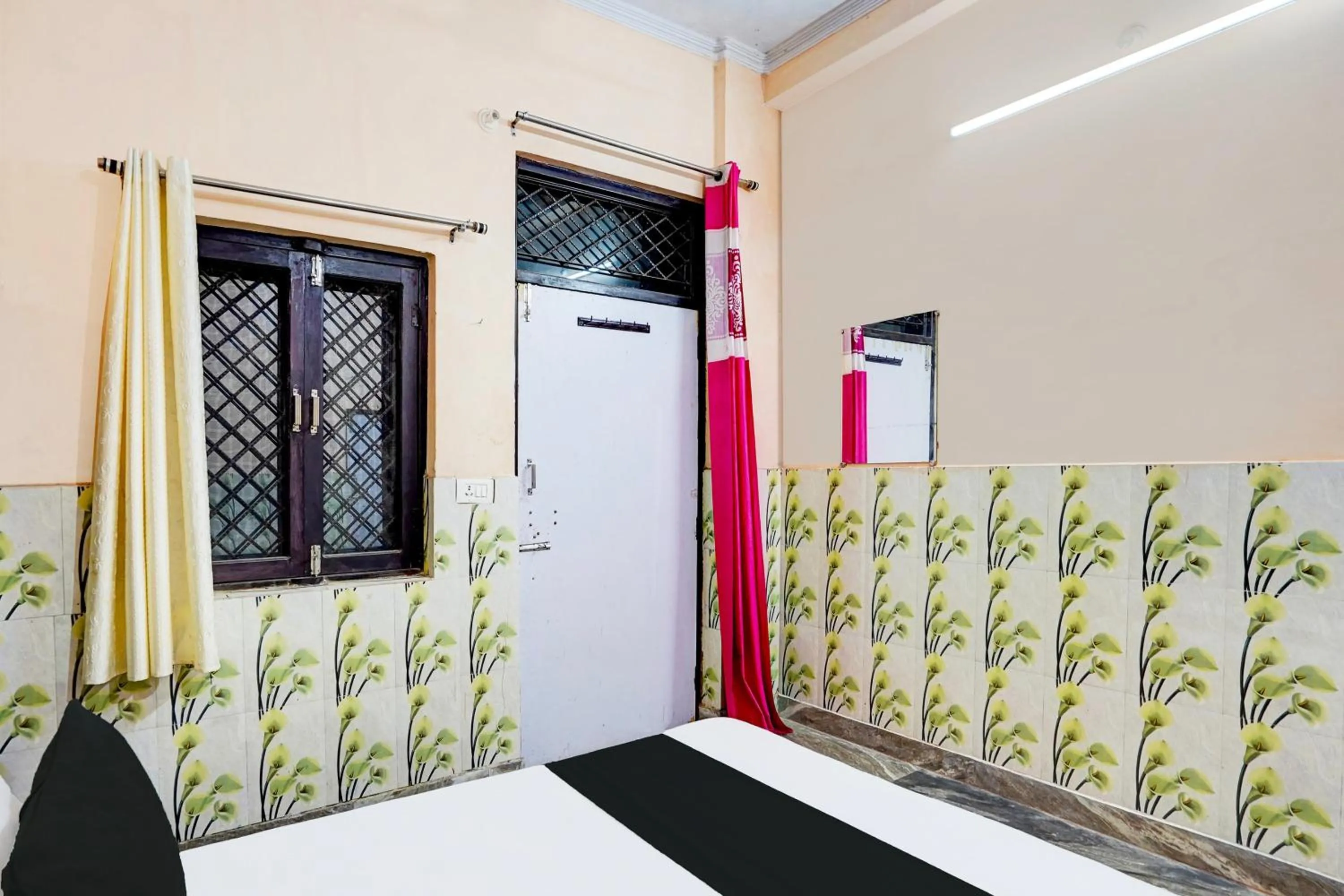 Hotel O Gautam