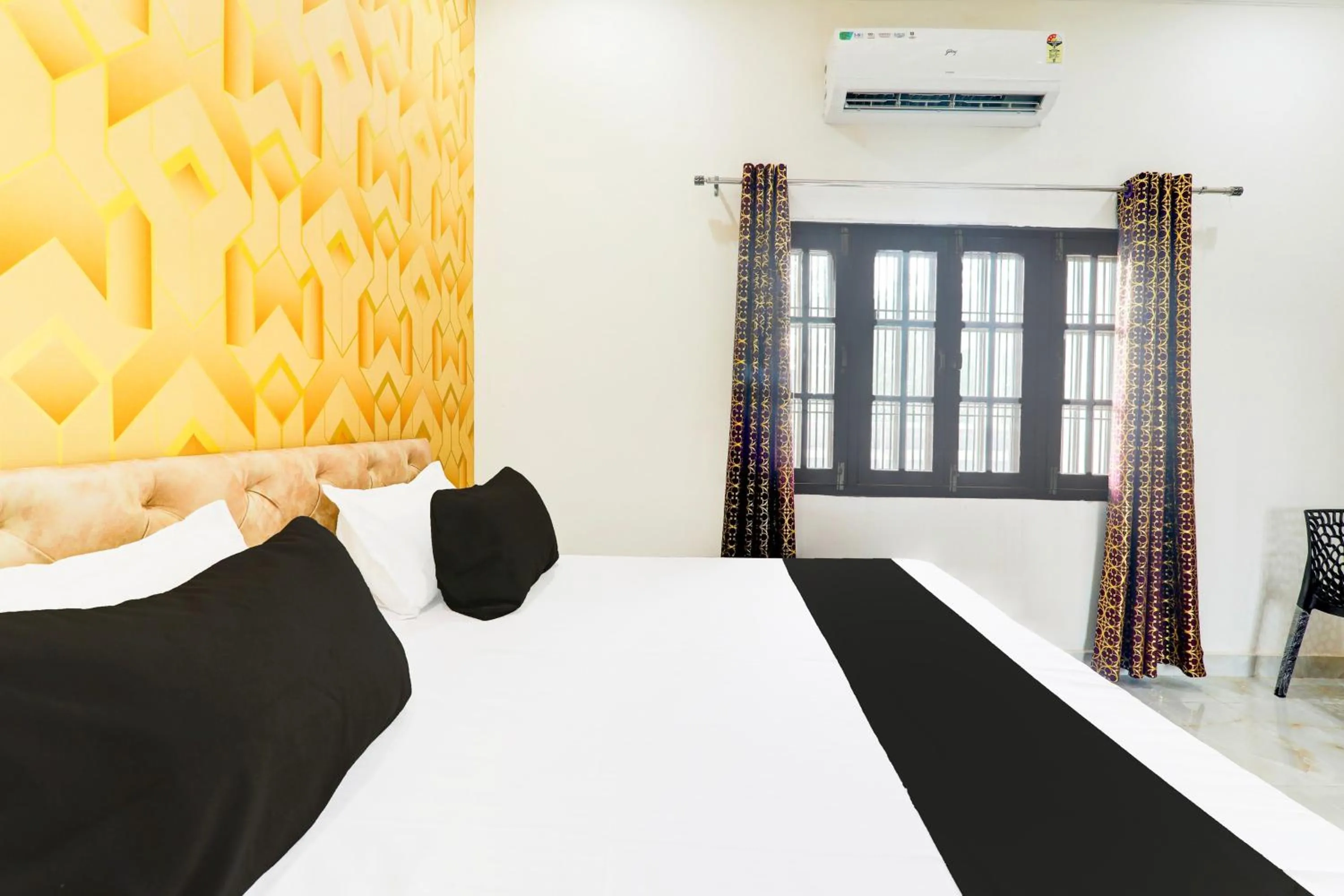 Bedroom, Bed in Hotel O by OYO Serene Inn Hotel And Restaurant