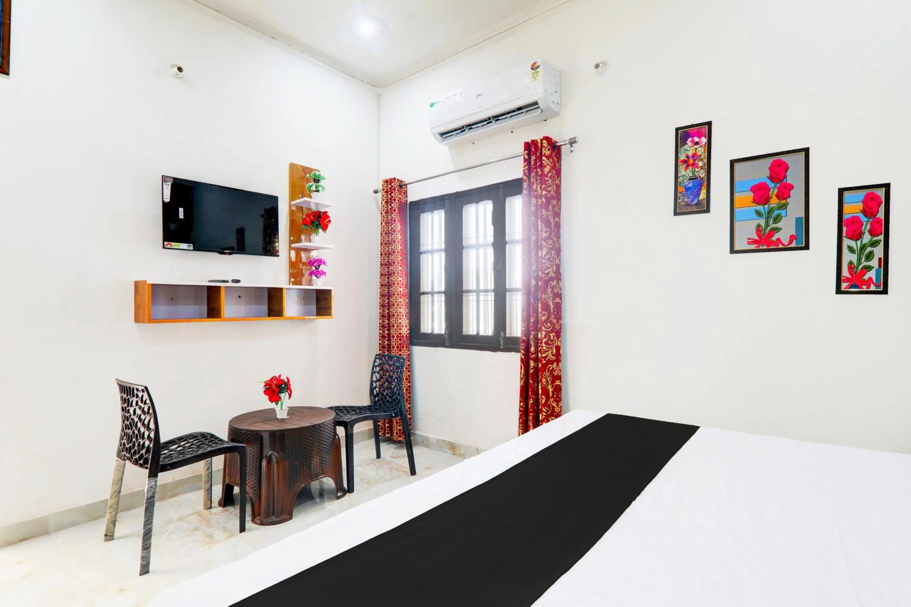 Bedroom, Bed in Hotel O by OYO Serene Inn Hotel And Restaurant