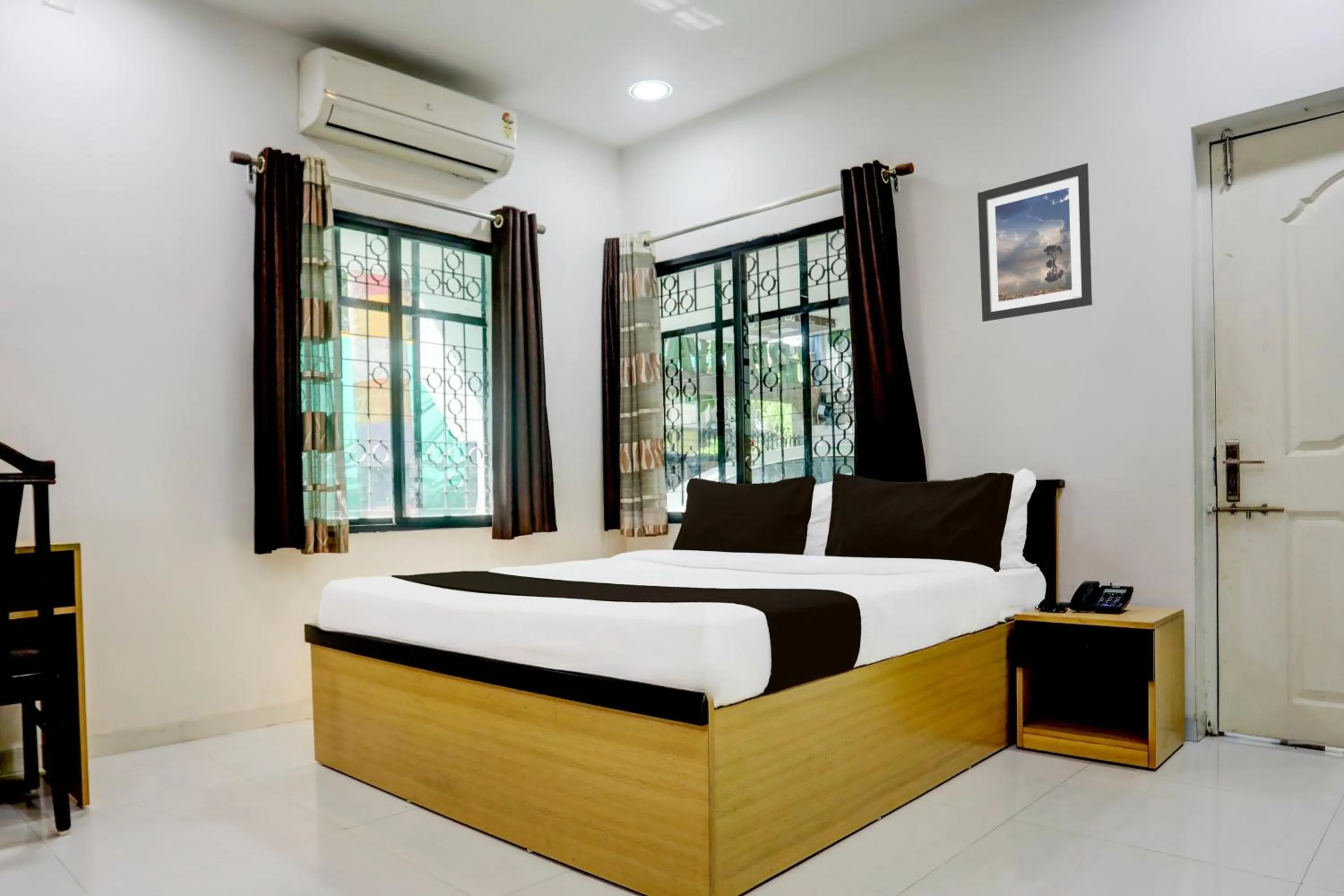 Bedroom in Hotel O GREEN PALMS