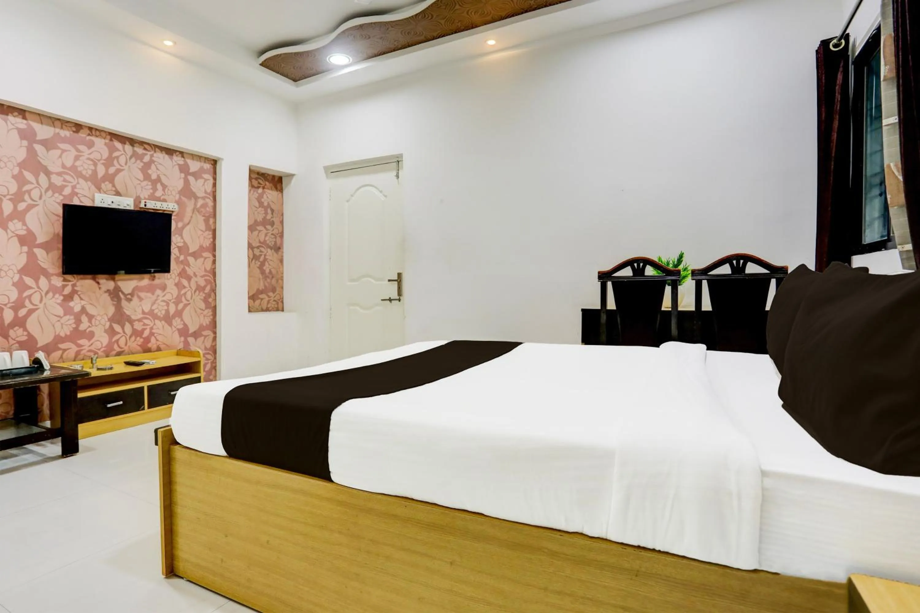 Bedroom in Hotel O GREEN PALMS