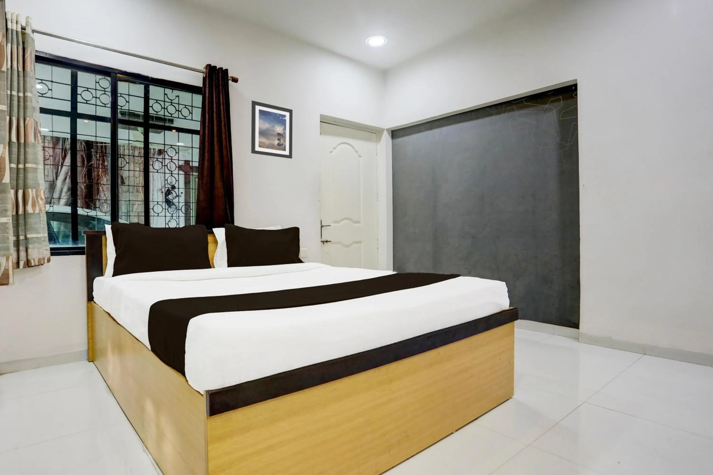 Bedroom in Hotel O GREEN PALMS