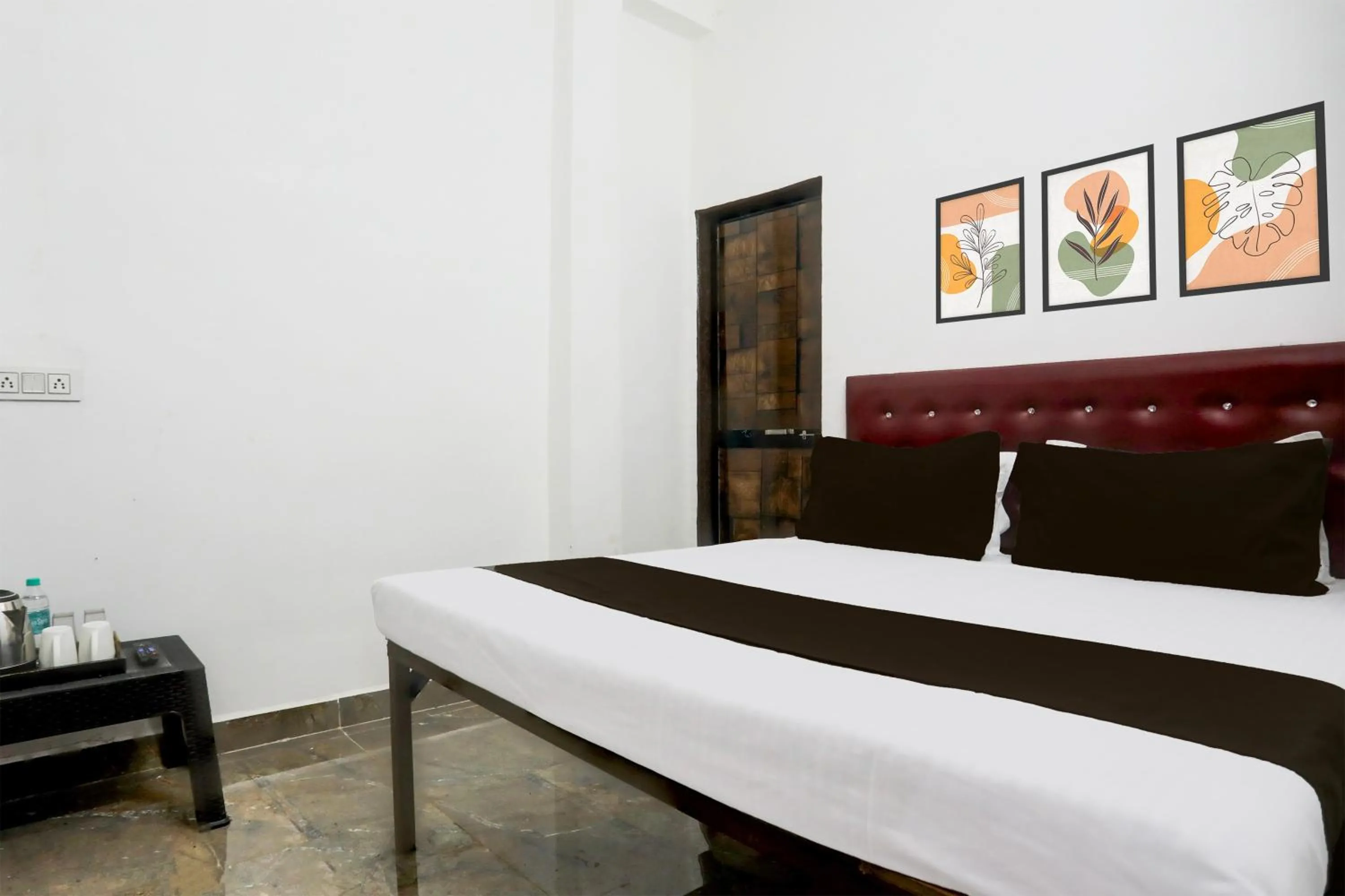 Hotel O Basera Lodging