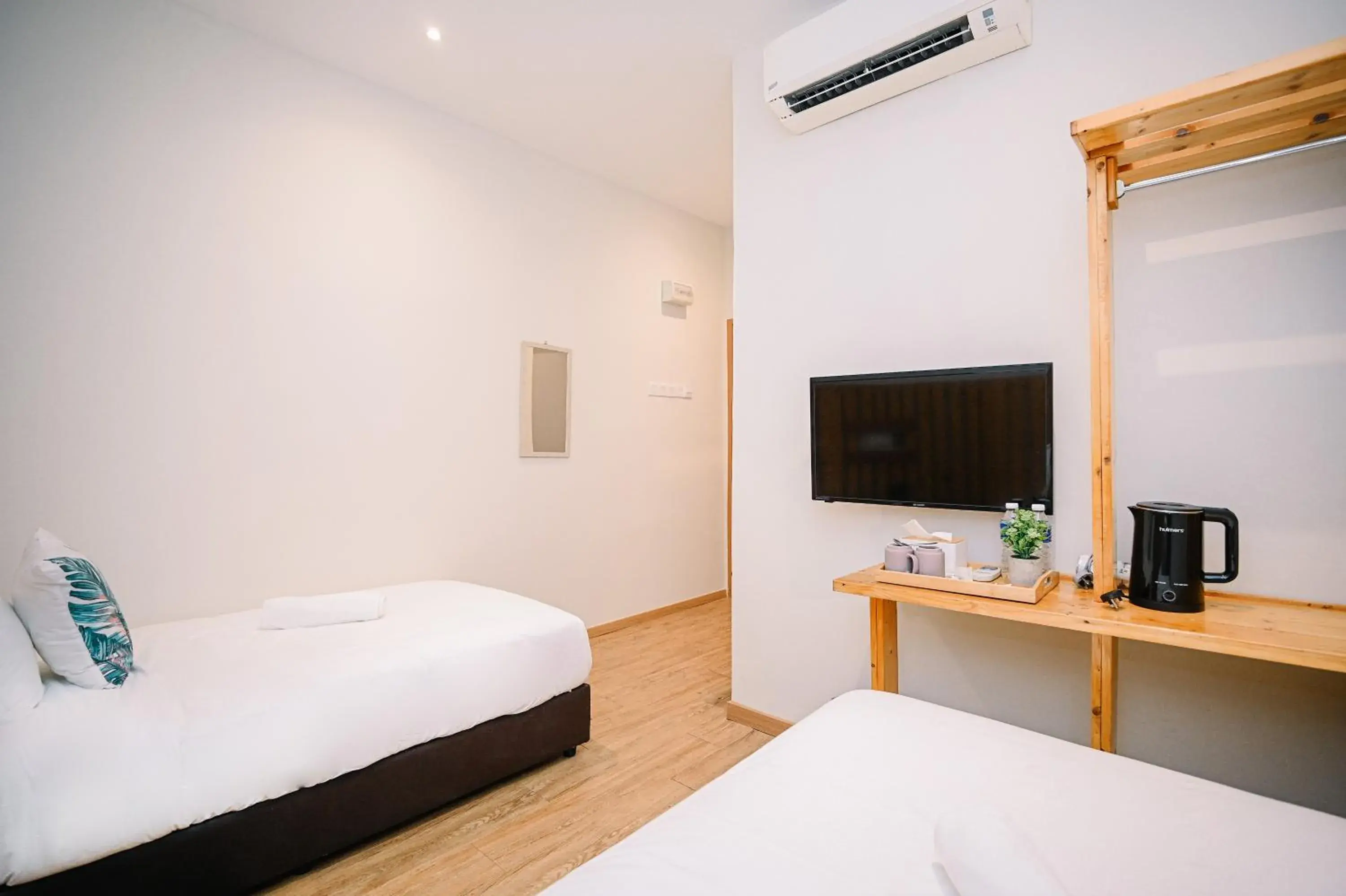 Standard Twin Room in Swing & Pillows - Kota Warisan, Sepang Standard Twin Room in Swing & Pillows - Kota Warisan, Sepang