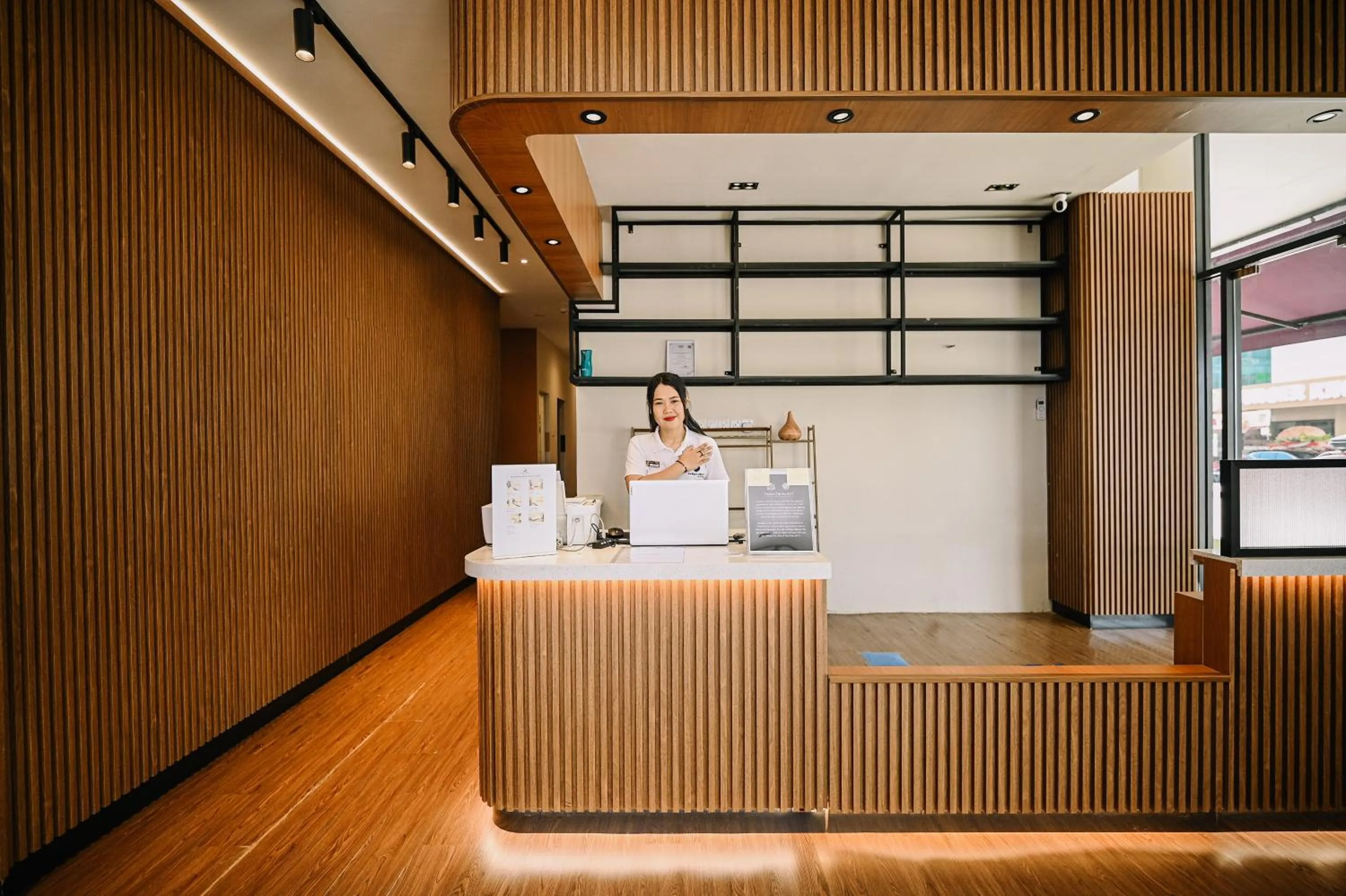 Staff in Swing & Pillows - Kota Warisan, Sepang