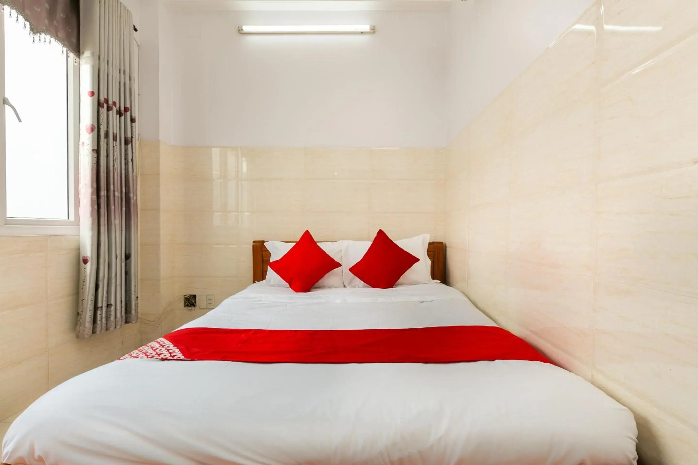 Bedroom, Bed in Thanh Dat Bedroom, Bed in Thanh Dat