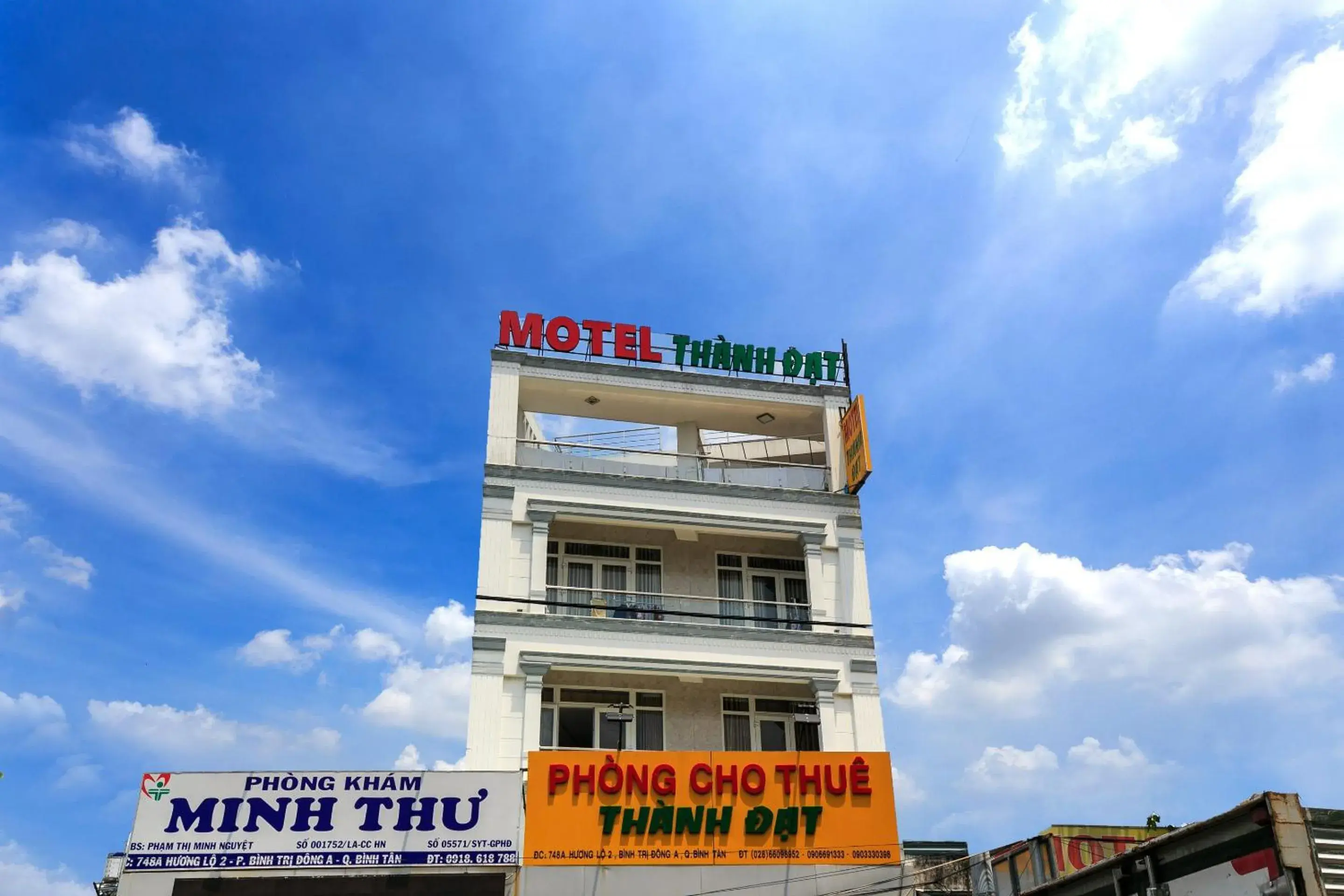 Facade/entrance in Thanh Dat Facade/entrance in Thanh Dat
