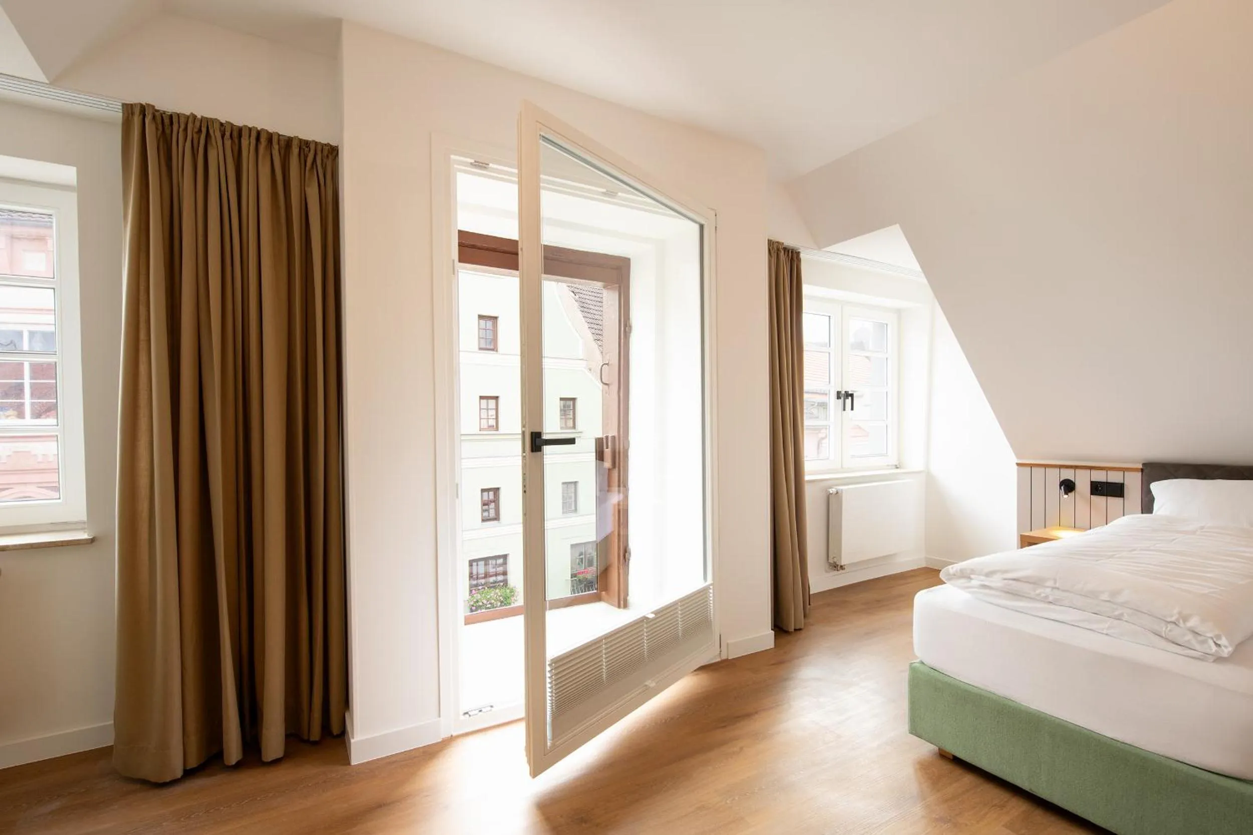 View (from property/room), Bed in Hanse House Wismar