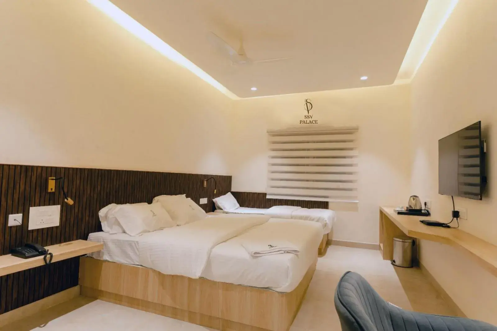 Bed in Sri Senthoor Velavan Palace SSV Palace Bed in Sri Senthoor Velavan Palace SSV Palace