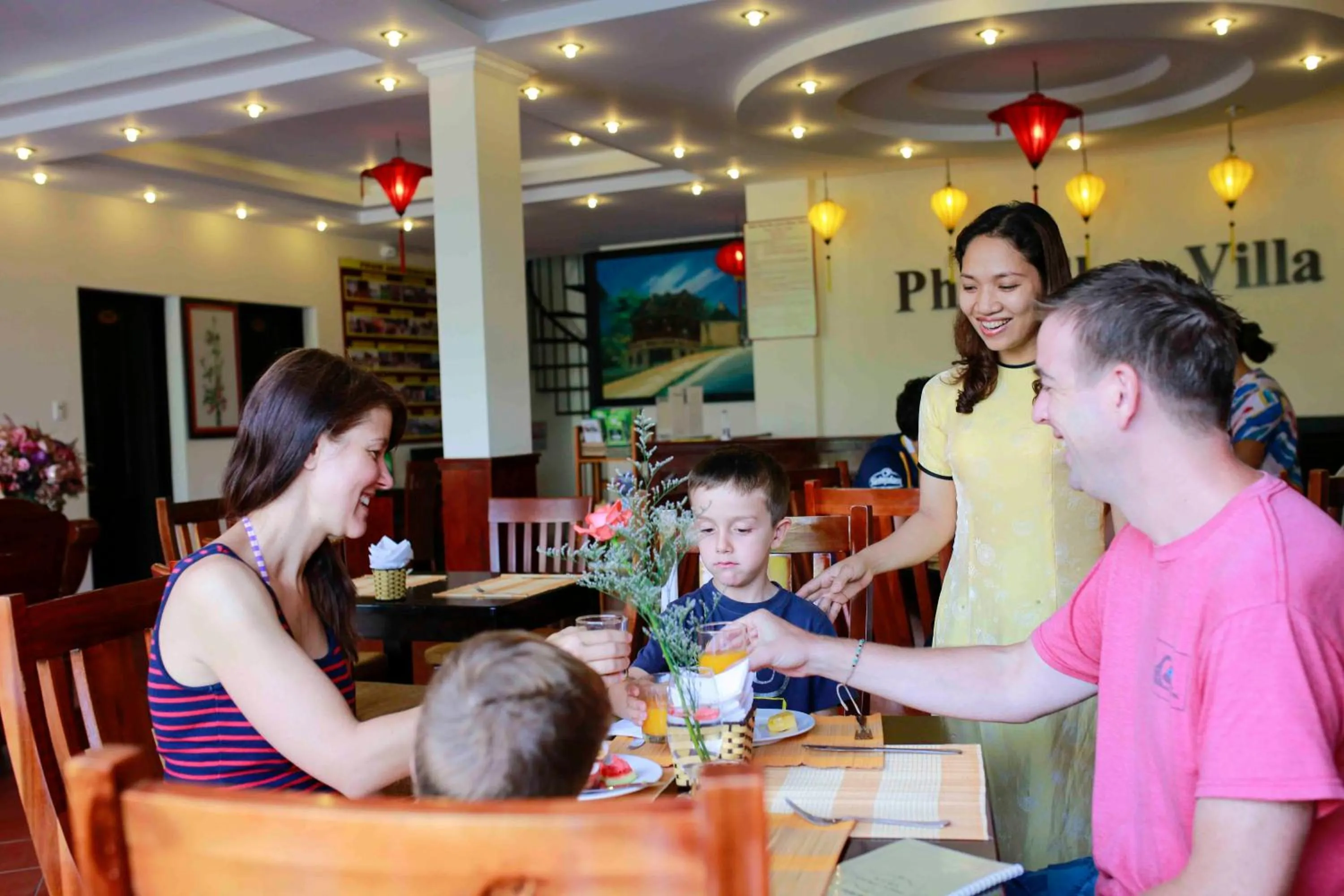 Staff in Phuc Thao Villa