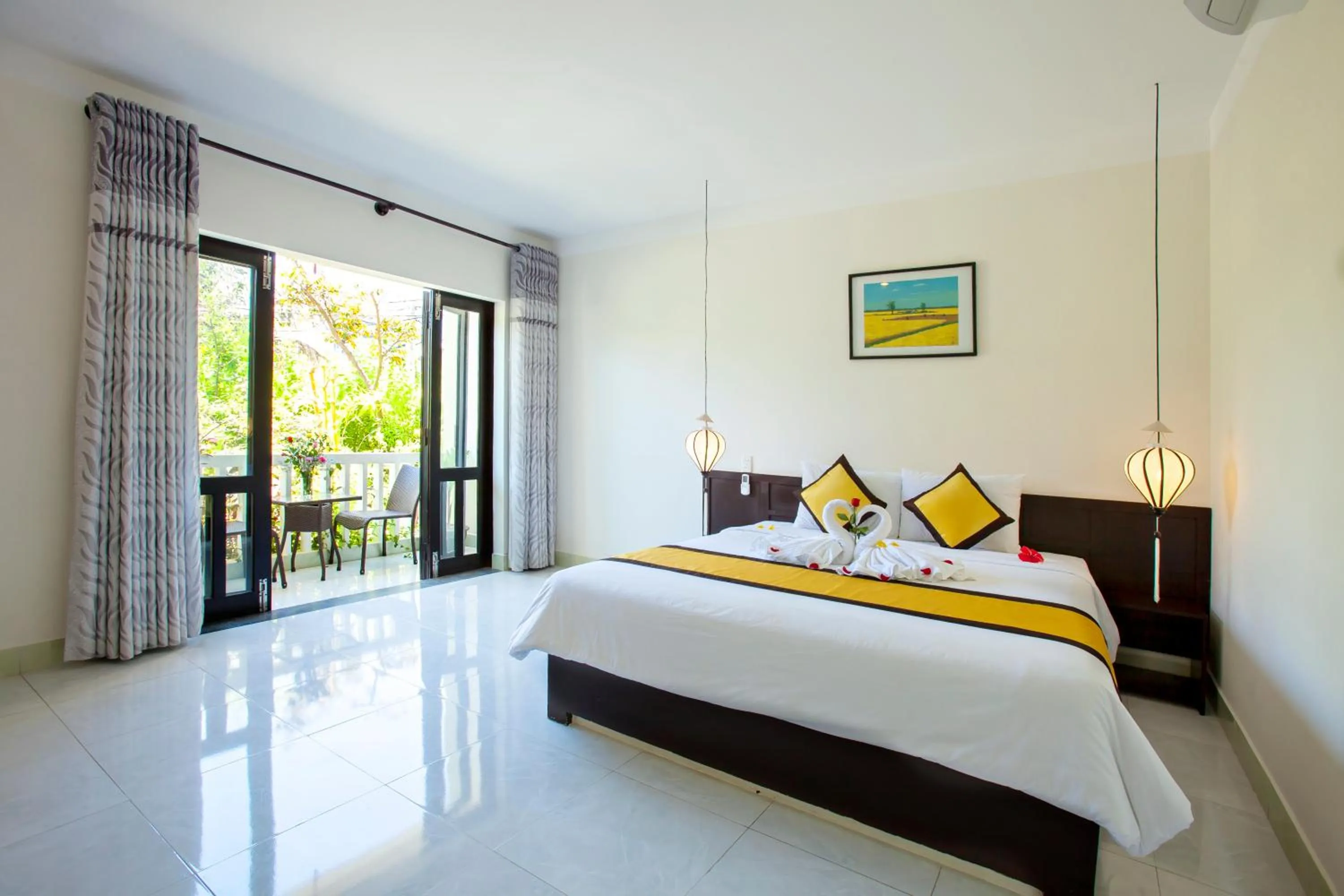 Photo of the whole room, Bed in Phuc Thao Villa