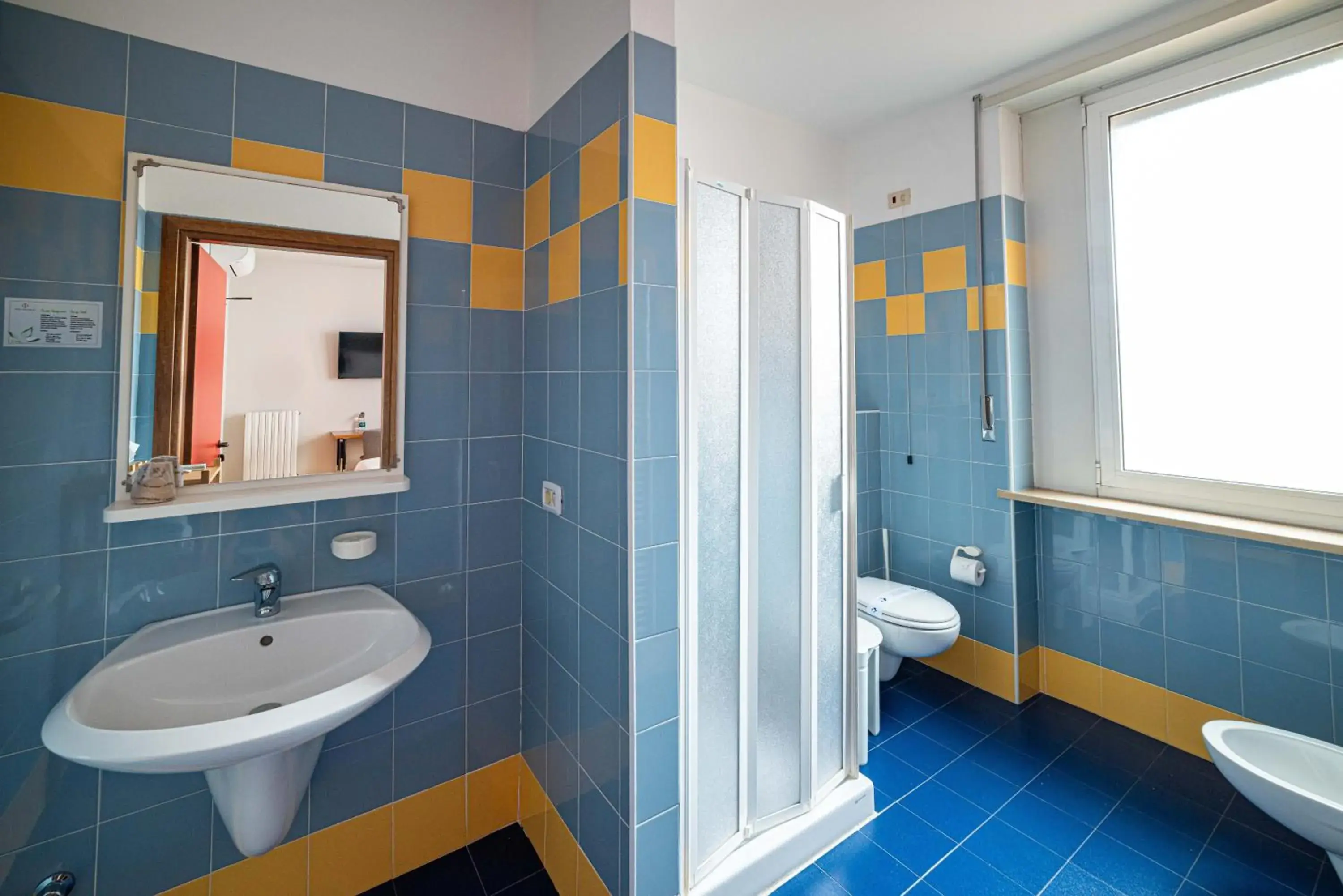 Photo of the whole room in Phi Hotel Homy Druento Photo of the whole room in Phi Hotel Homy Druento