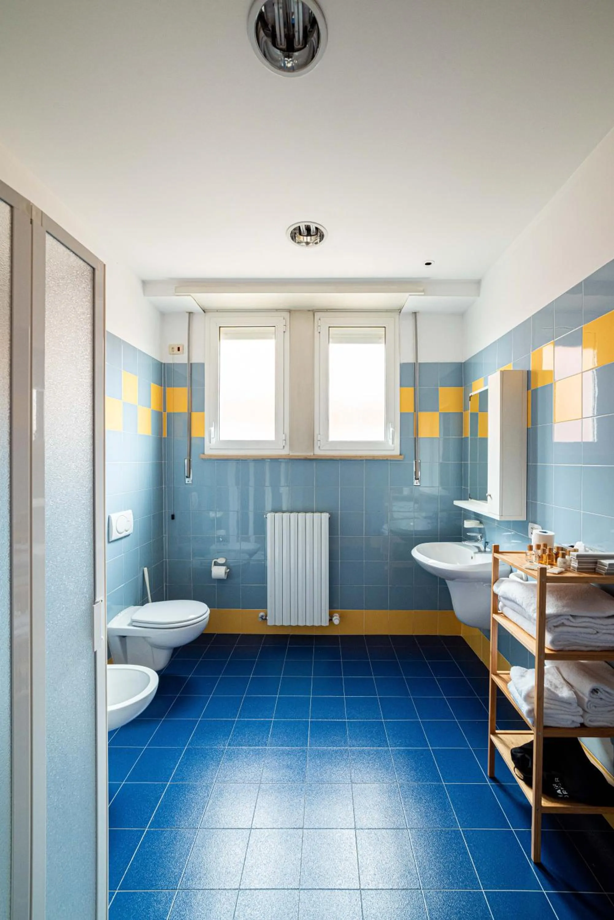 Shower in Phi Hotel Homy Druento