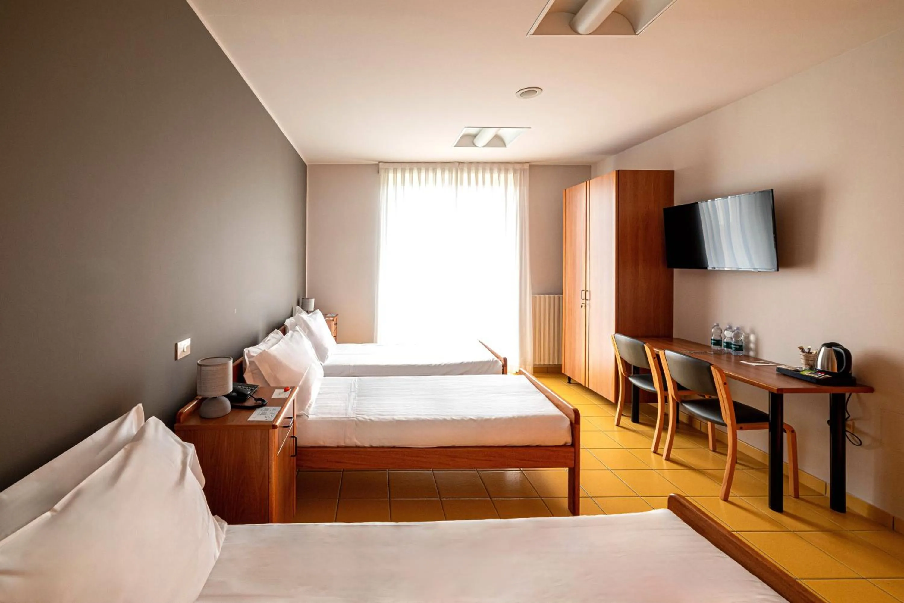 Bedroom, Bed in Phi Hotel Homy Druento