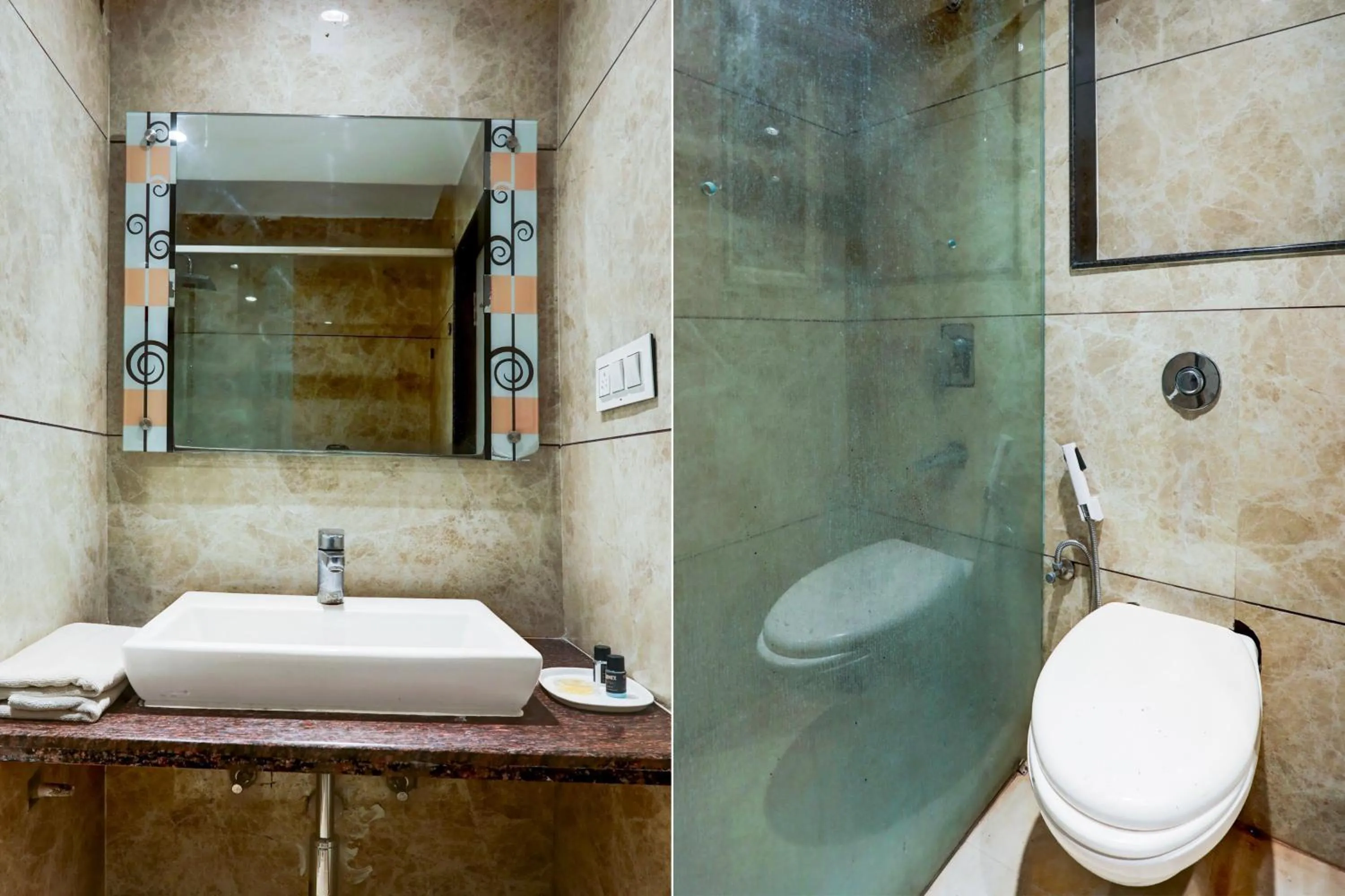 Bathroom in Super Townhouse Padav Square Gwalior Formerly Hotel Shelter