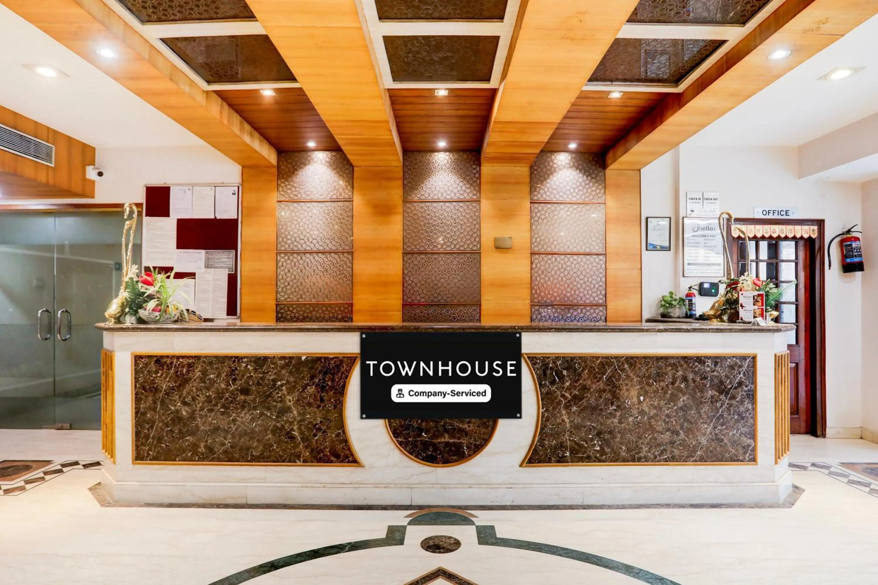 Lobby or reception in Super Townhouse Padav Square Gwalior Formerly Hotel Shelter