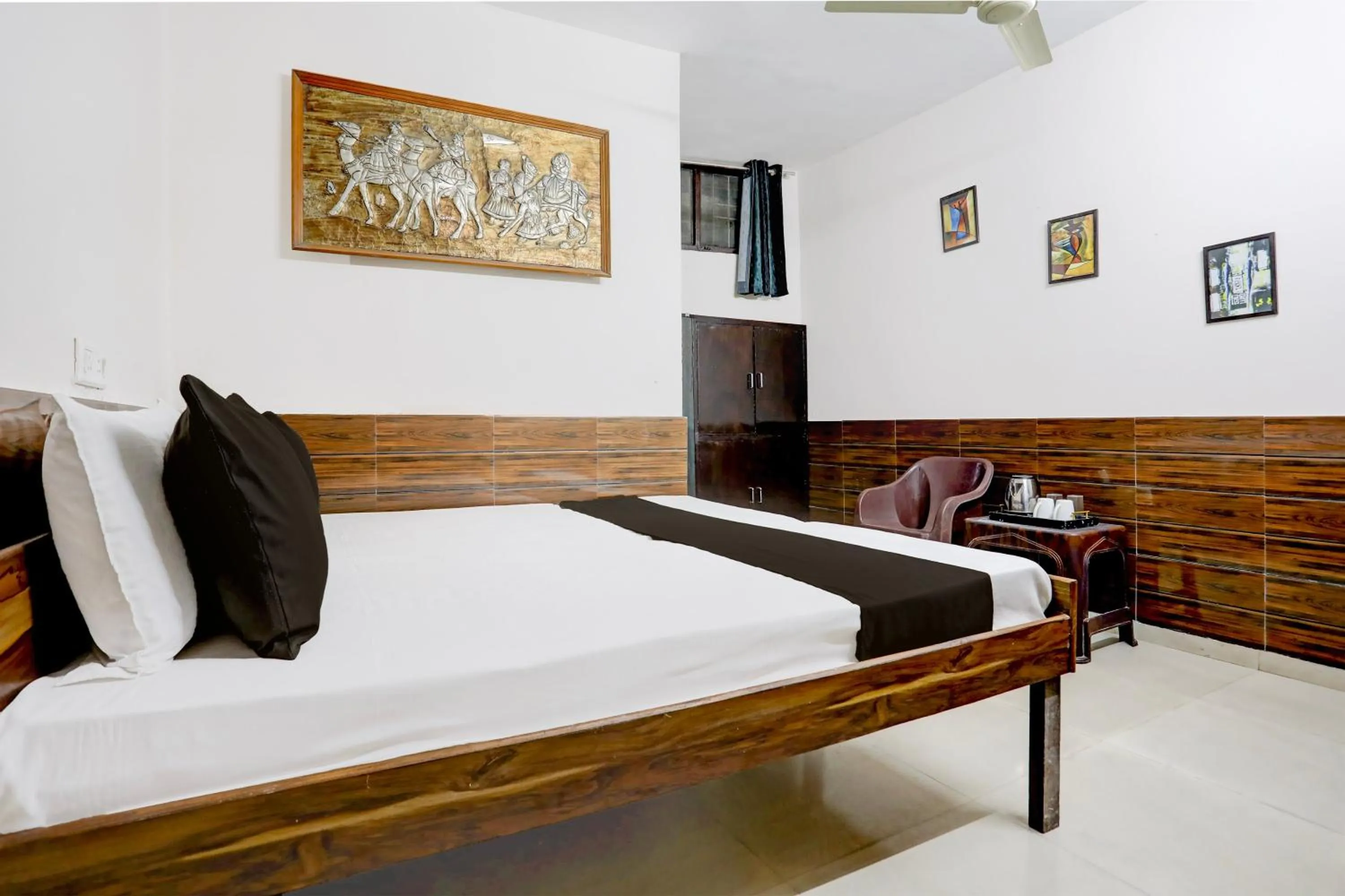 Bedroom, Bed in Hotel O HILL VIEW LUXURIOUS ROOMS