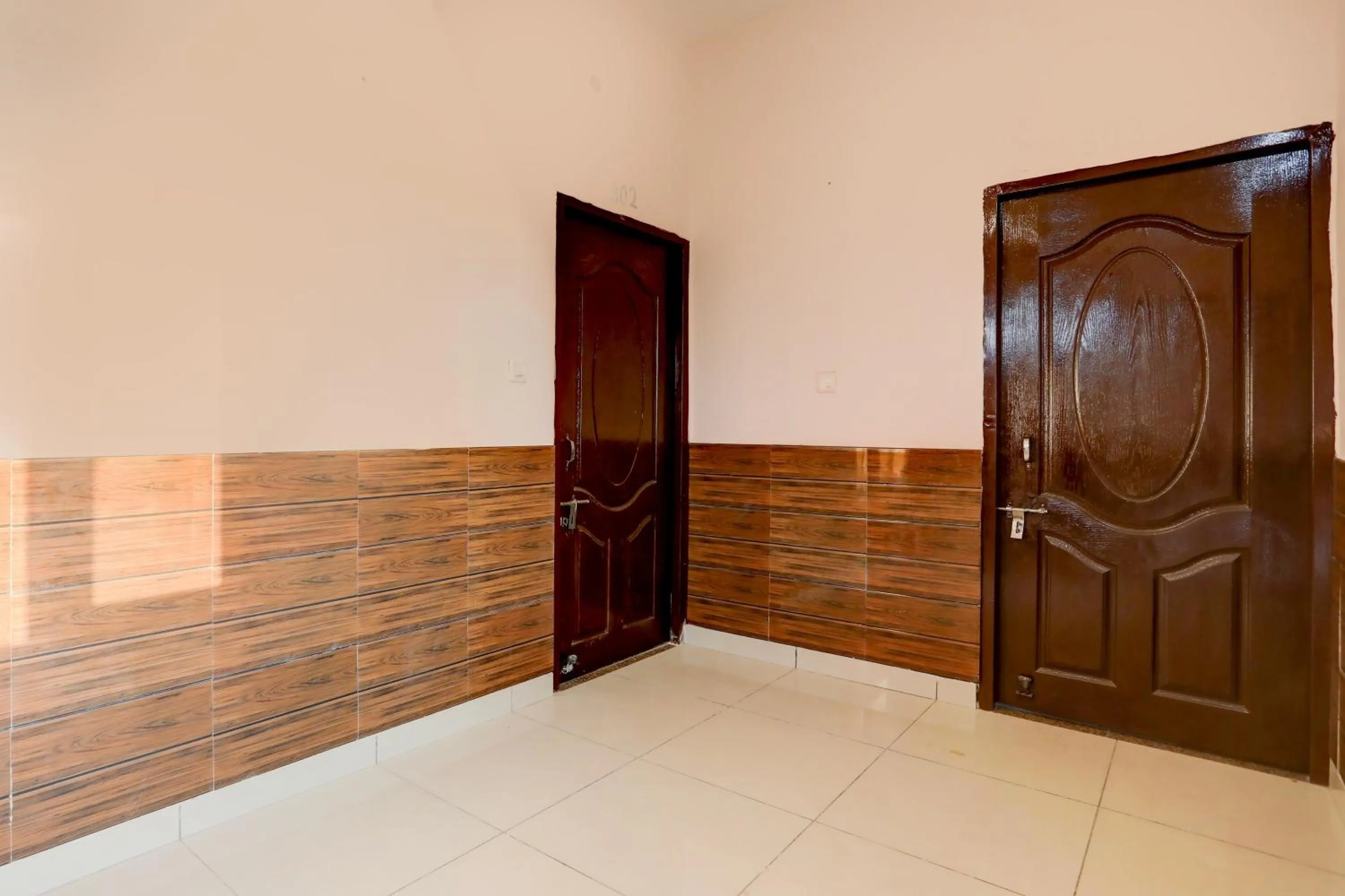 Lobby or reception in Hotel O HILL VIEW LUXURIOUS ROOMS