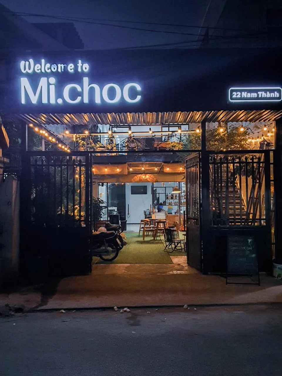Night in MiChoc Homestay - Hostel
