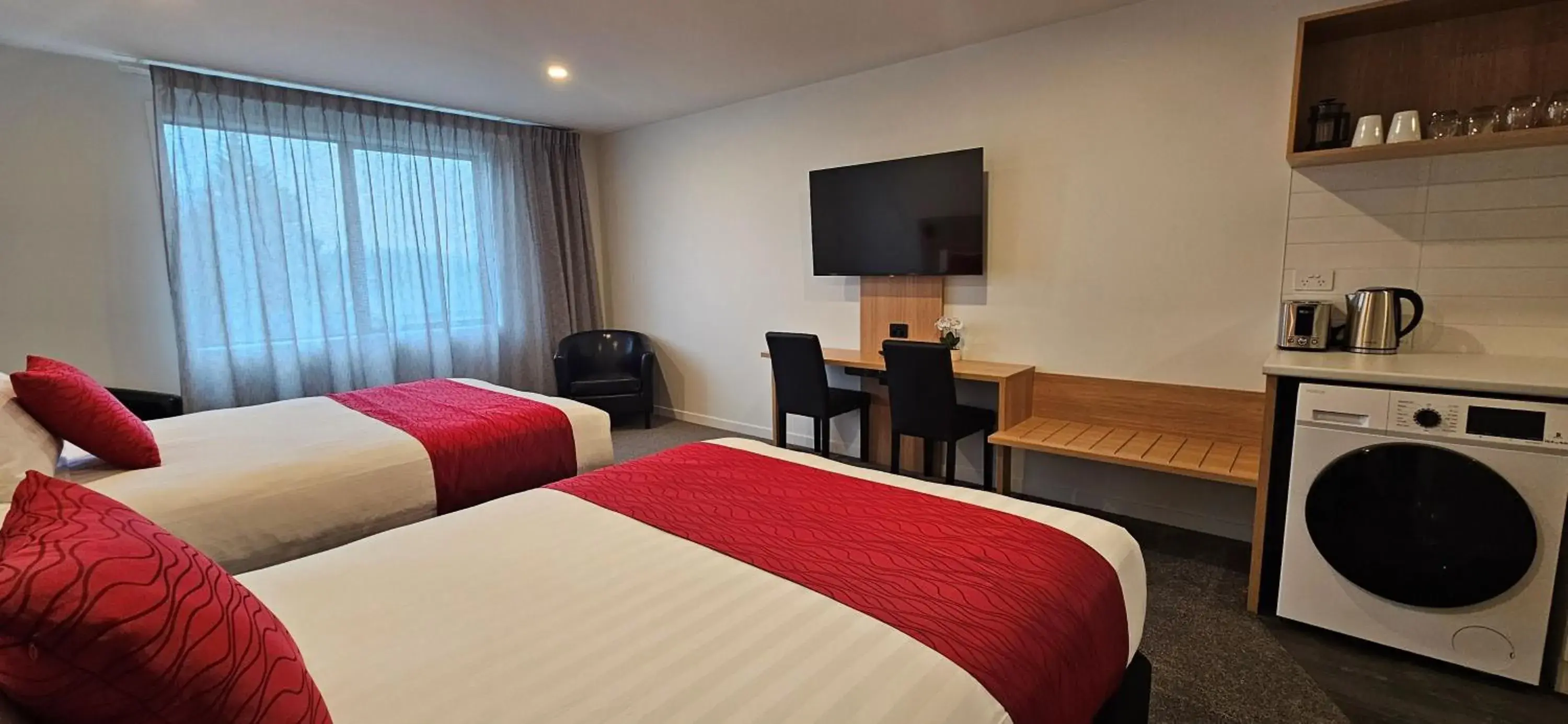 Bed in Alps Motel & Apartments Bed in Alps Motel & Apartments