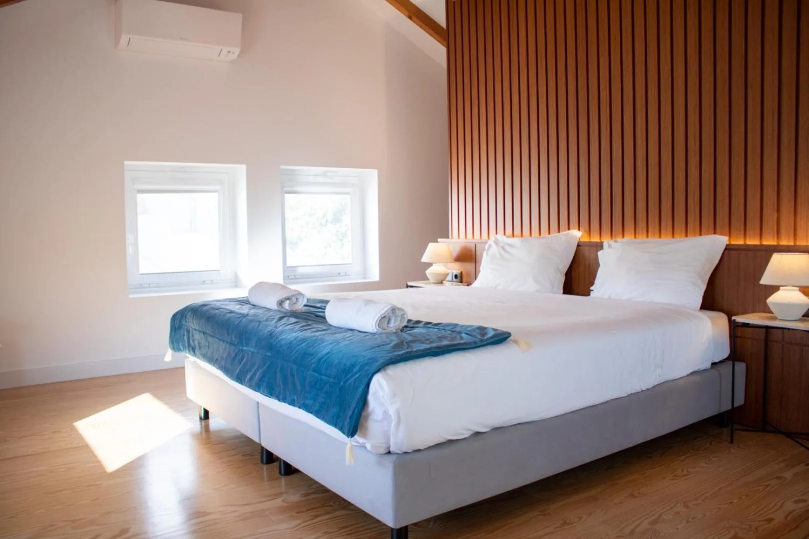 Bedroom, Bed in The Luggage