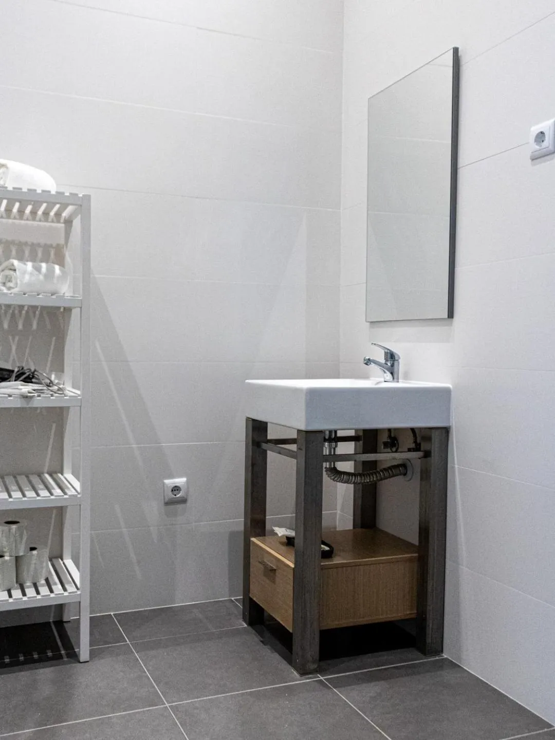 Bathroom in The Luggage