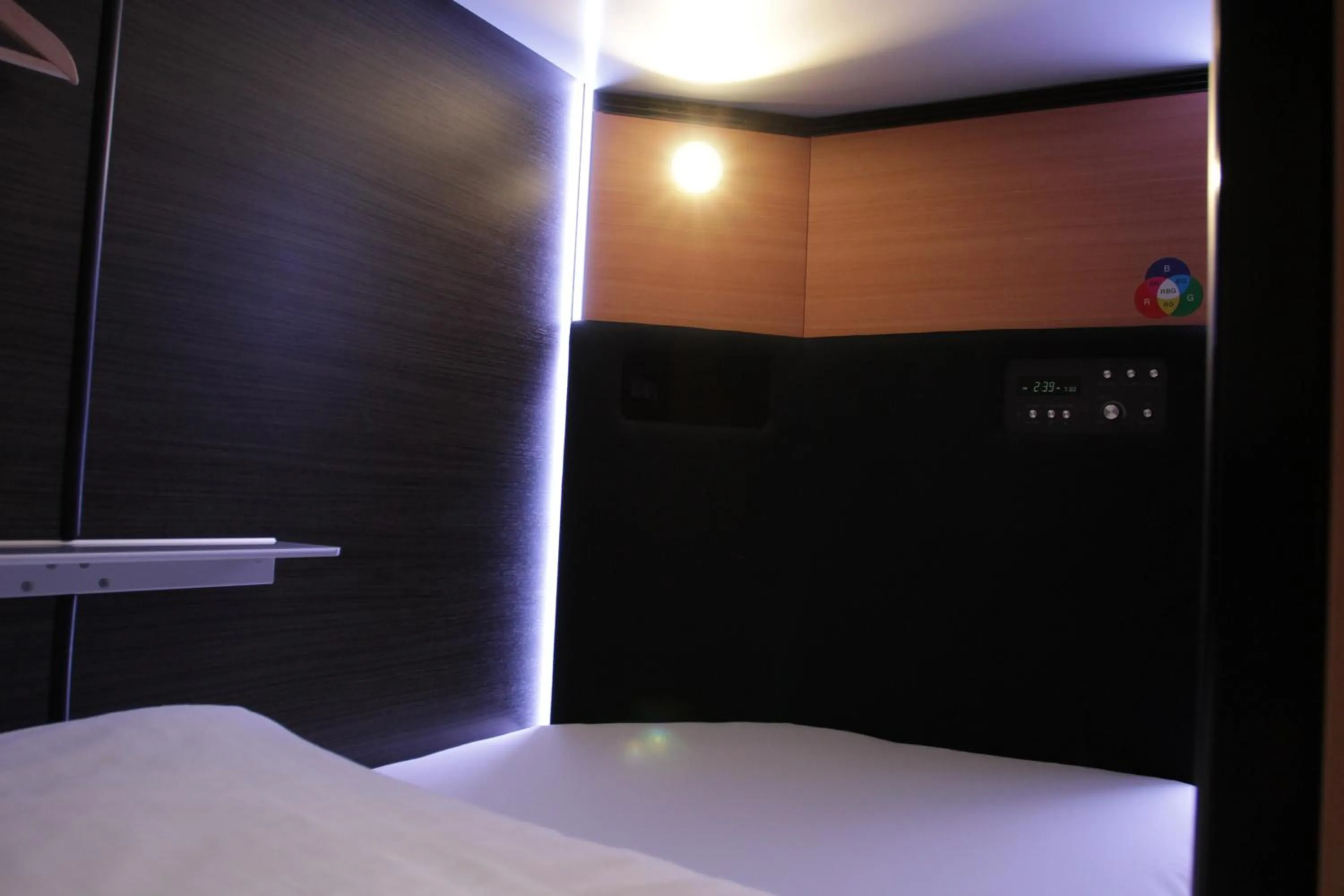 Photo of the whole room, Bed in The Lodge Moiwa 834