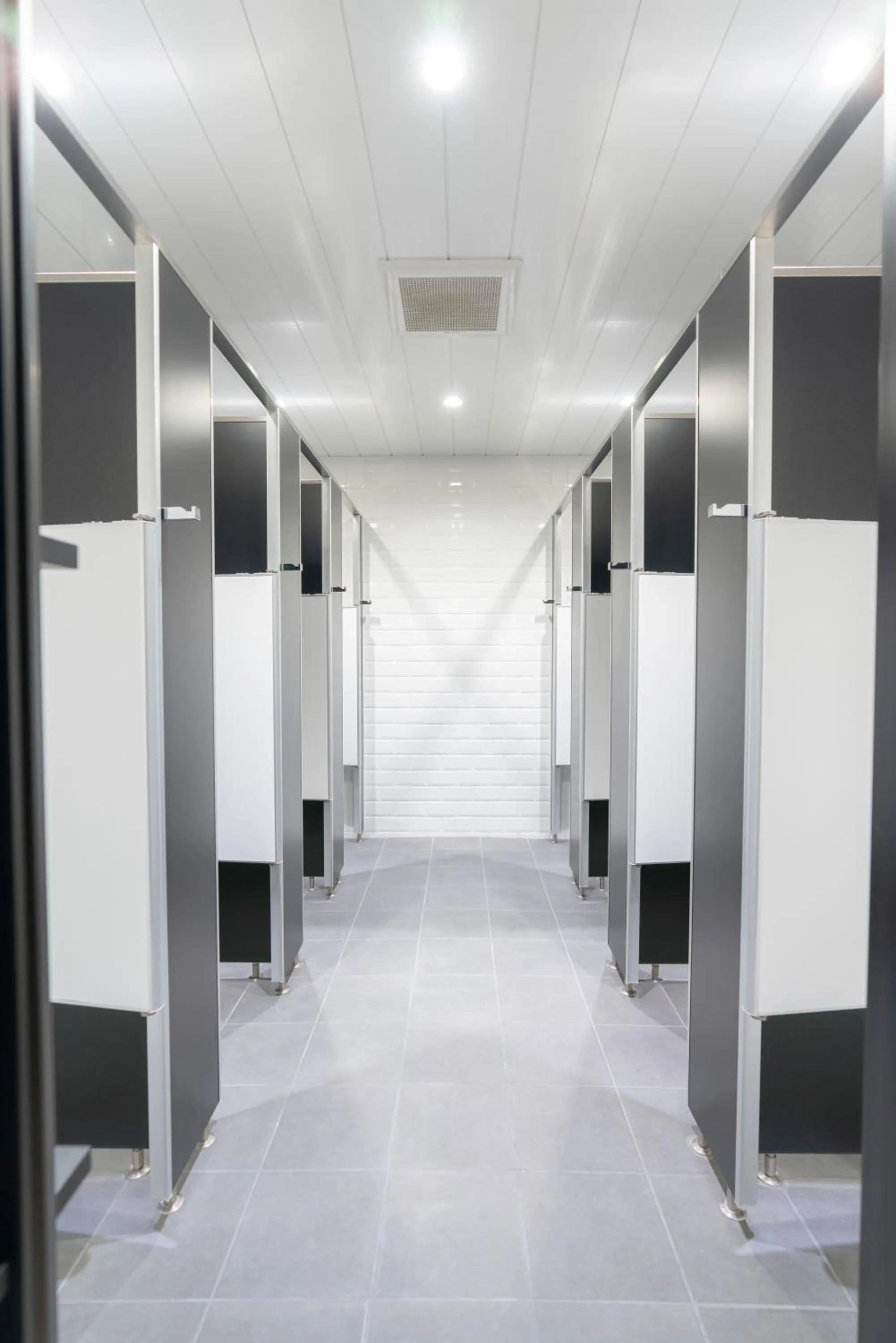 Shower in The Lodge Moiwa 834