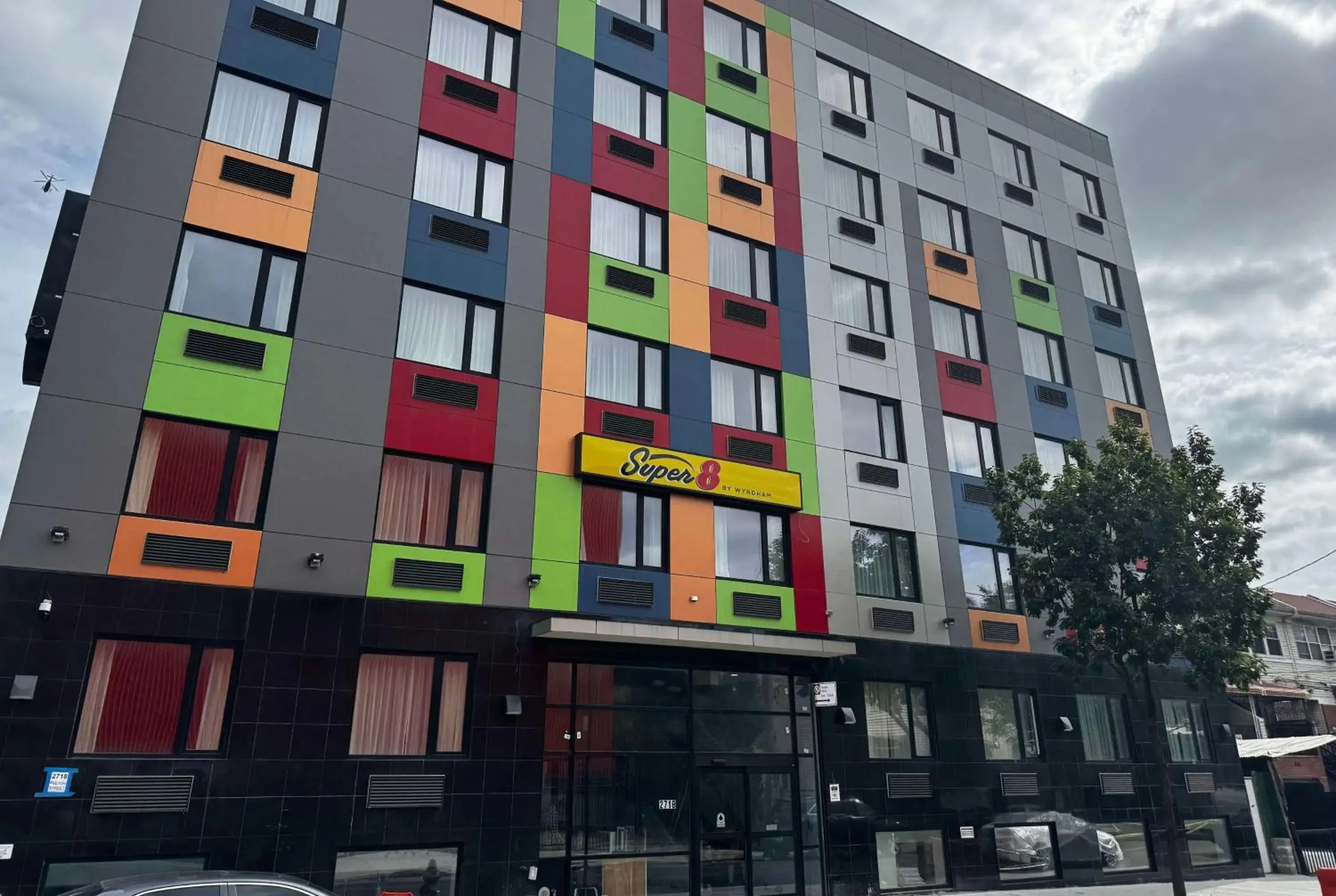 Property building in Super 8 by Wyndham Brooklyn Fulton Street Broadway Junction Property building in Super 8 by Wyndham Brooklyn Fulton Street Broadway Junction