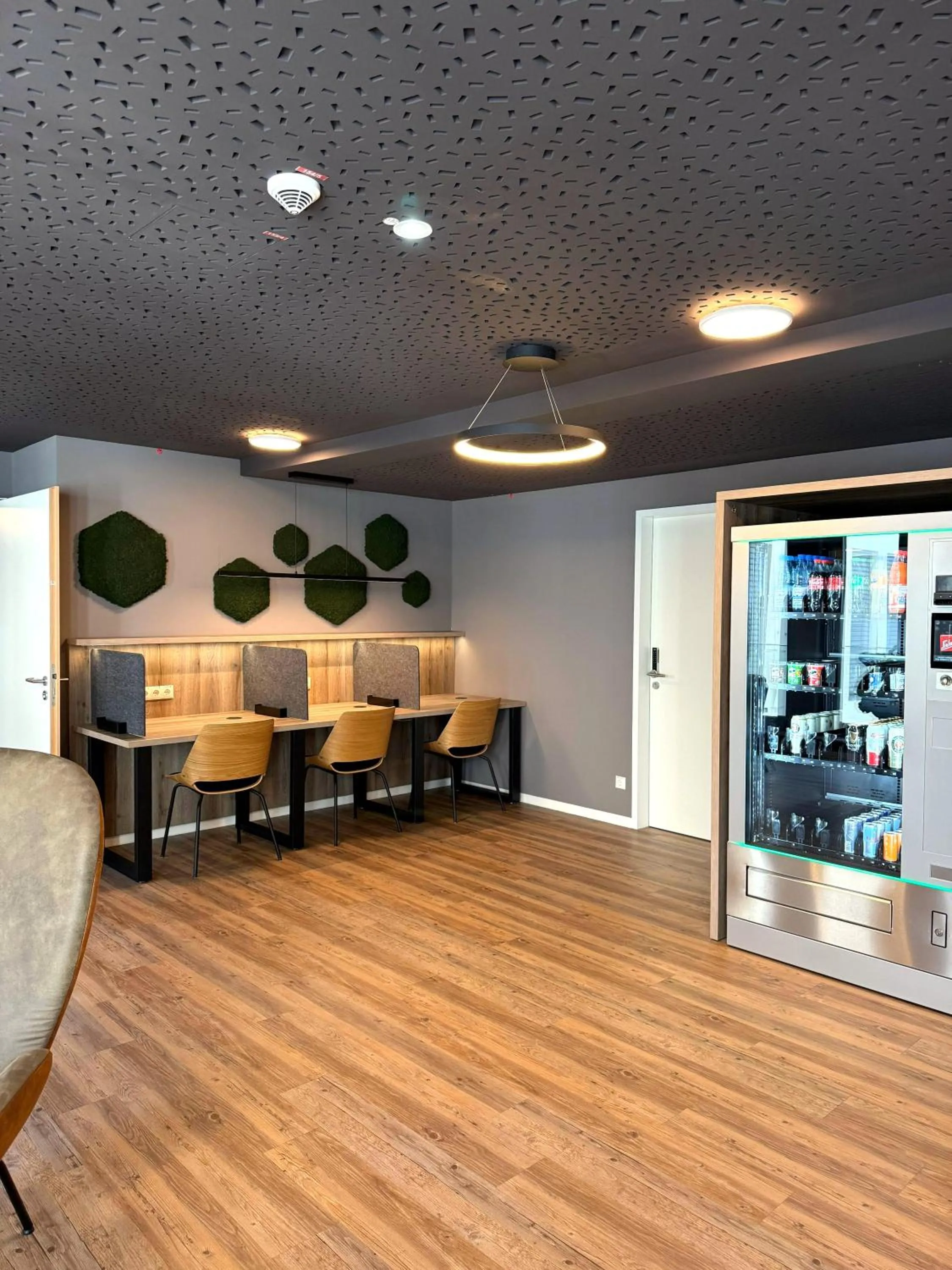 Lobby or reception in ADAPT APARTMENT HOTEL Siegen