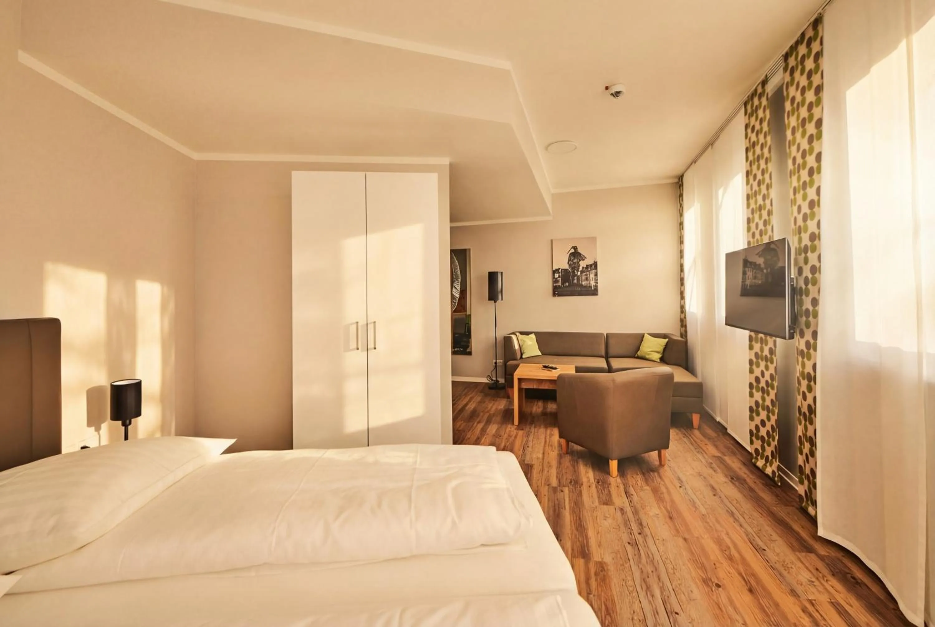 Bed in ADAPT APARTMENT HOTEL Siegen