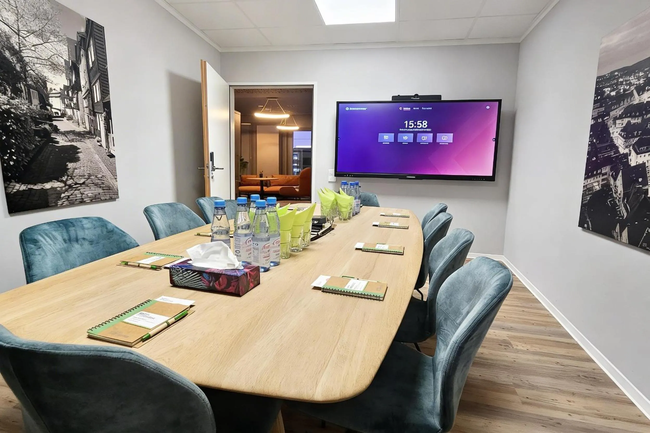 TV and multimedia in ADAPT APARTMENT HOTEL Siegen