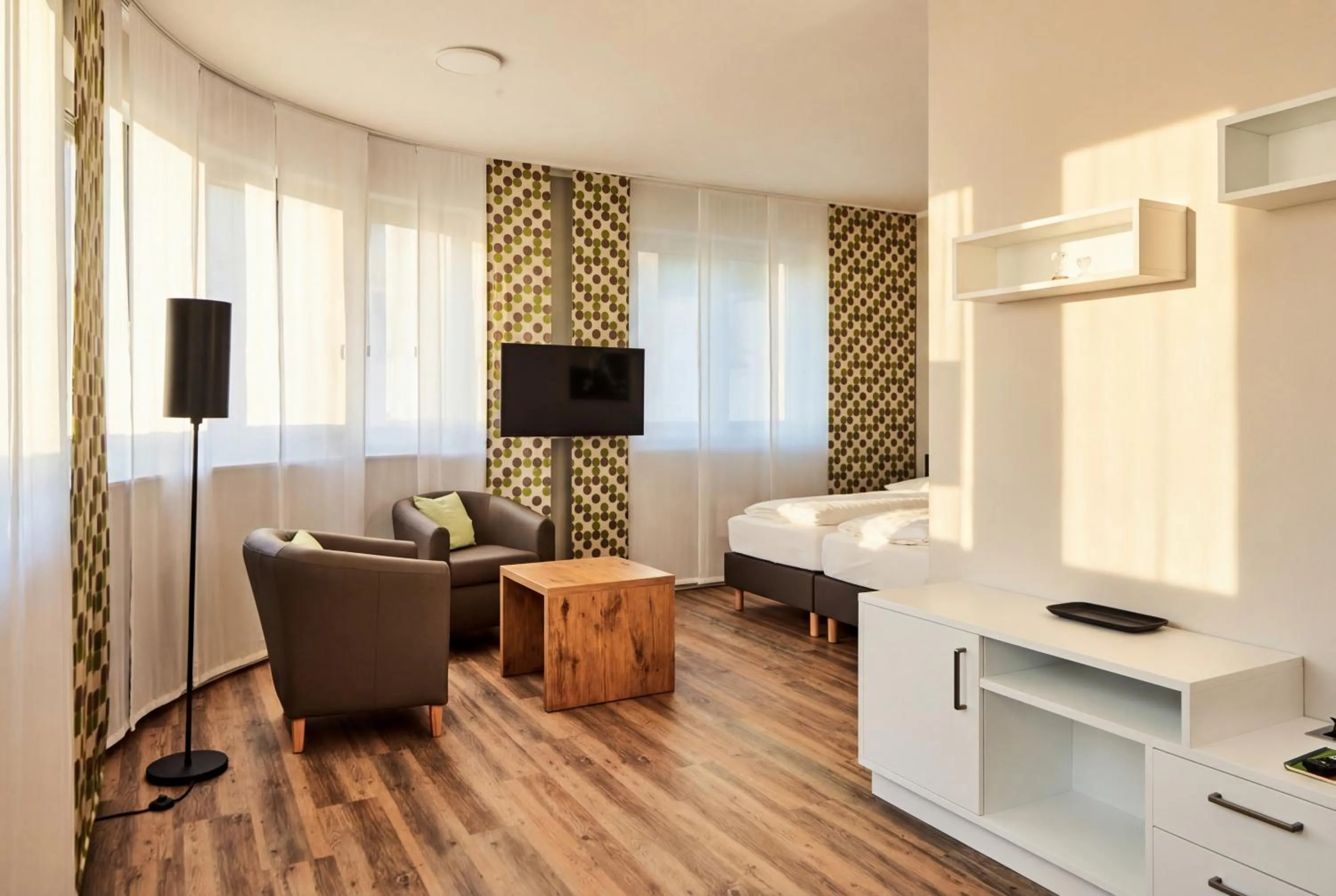 TV and multimedia in ADAPT APARTMENT HOTEL Siegen